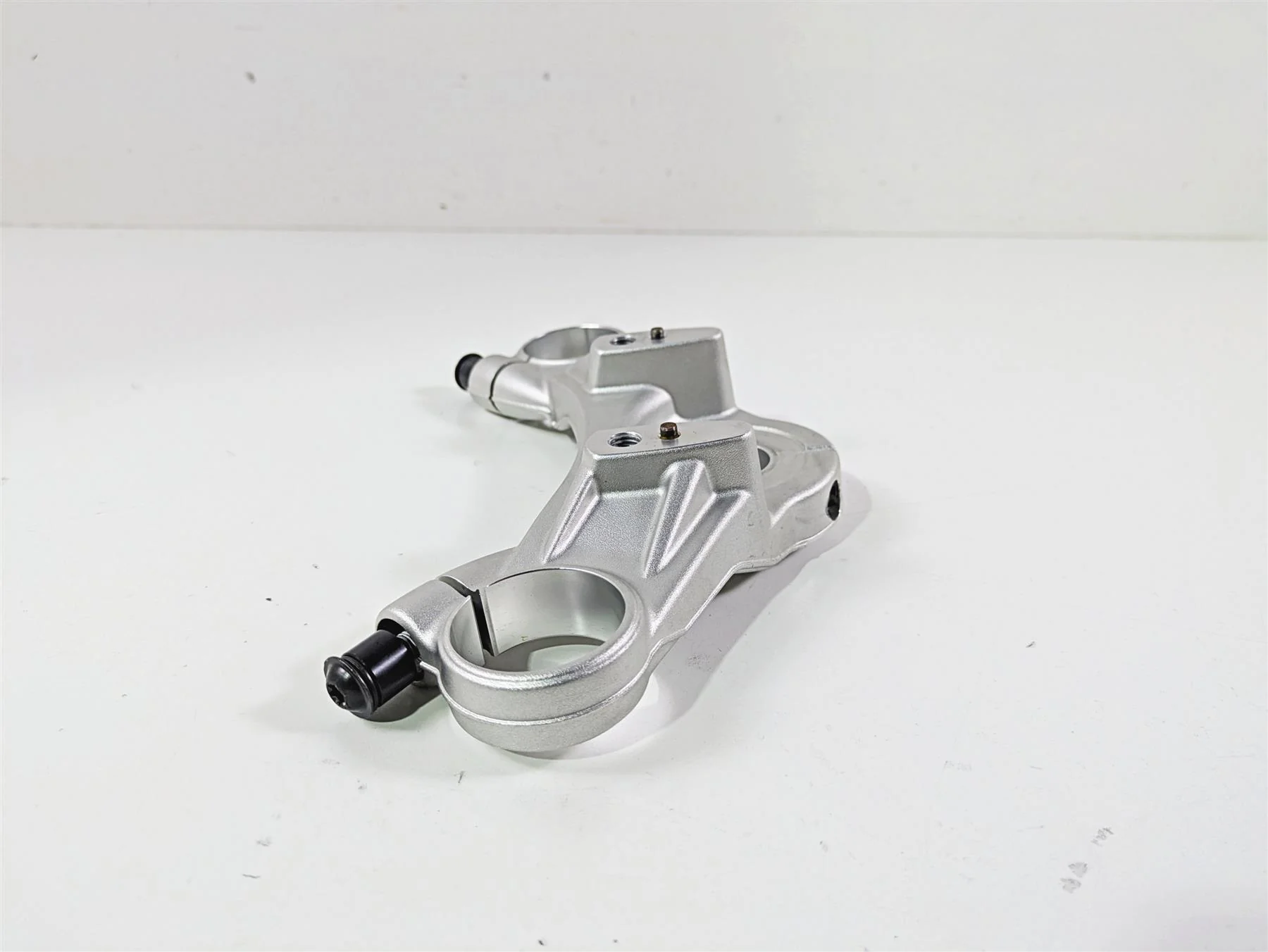 2018 BMW R nineT Urban GS K33 Upper Triple Tree Steering Clamp 31428558709 - Image 3