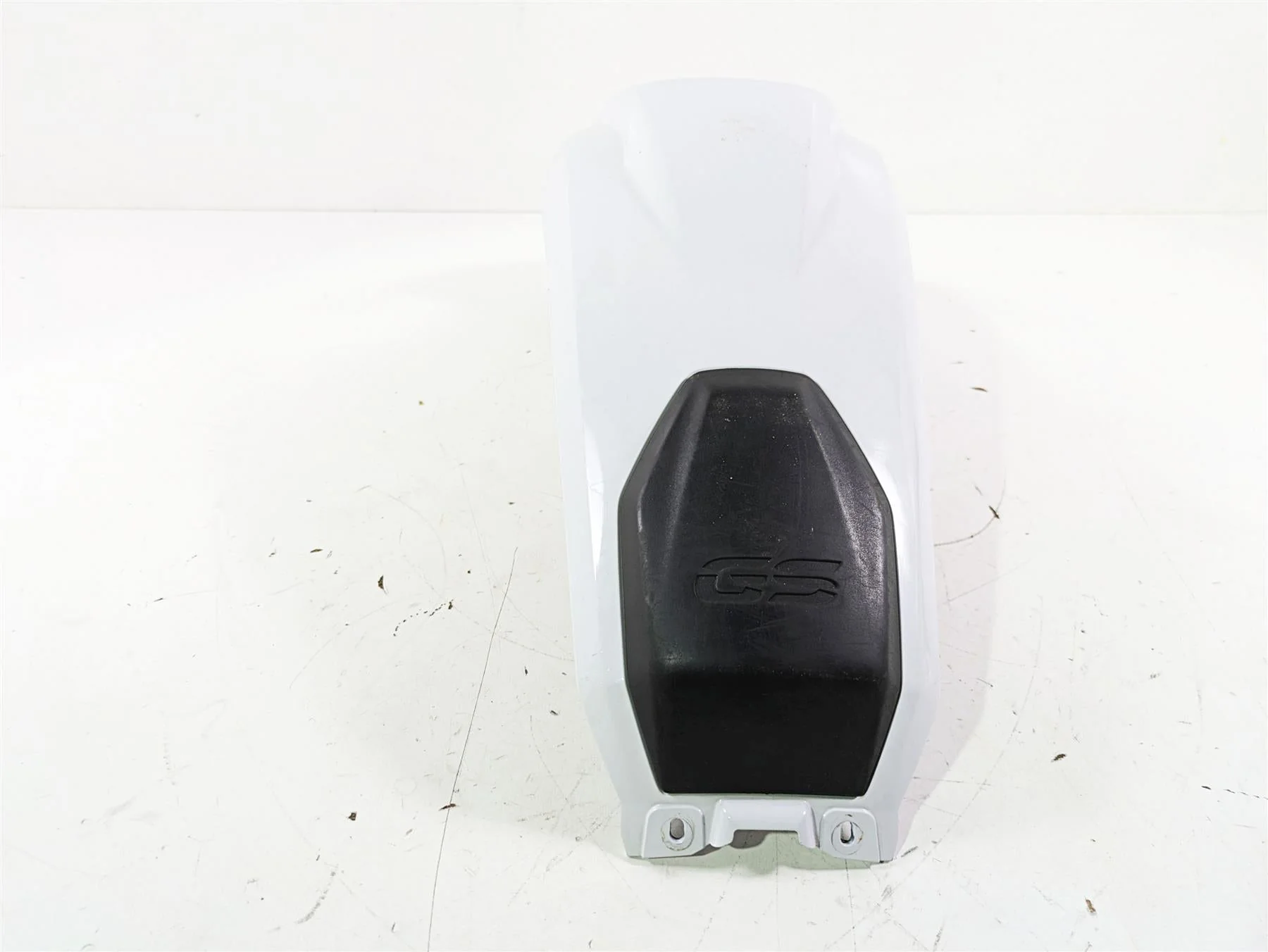 2018 BMW R1200GS GSW K50 Center Fuel Tank Cover Fairing 46638561399 - Image 4
