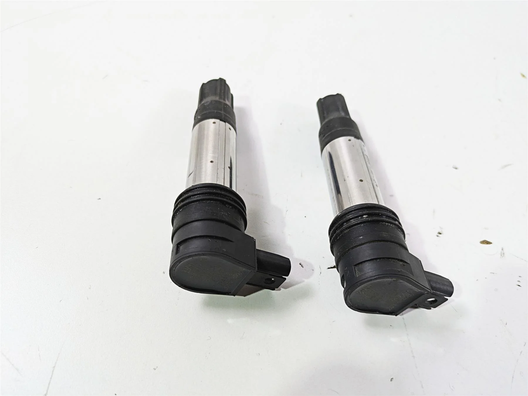 2018  BMW R1200GS GSW K50 Eldor Ignition Coils Stick Coil Set 12138526677 - Image 3