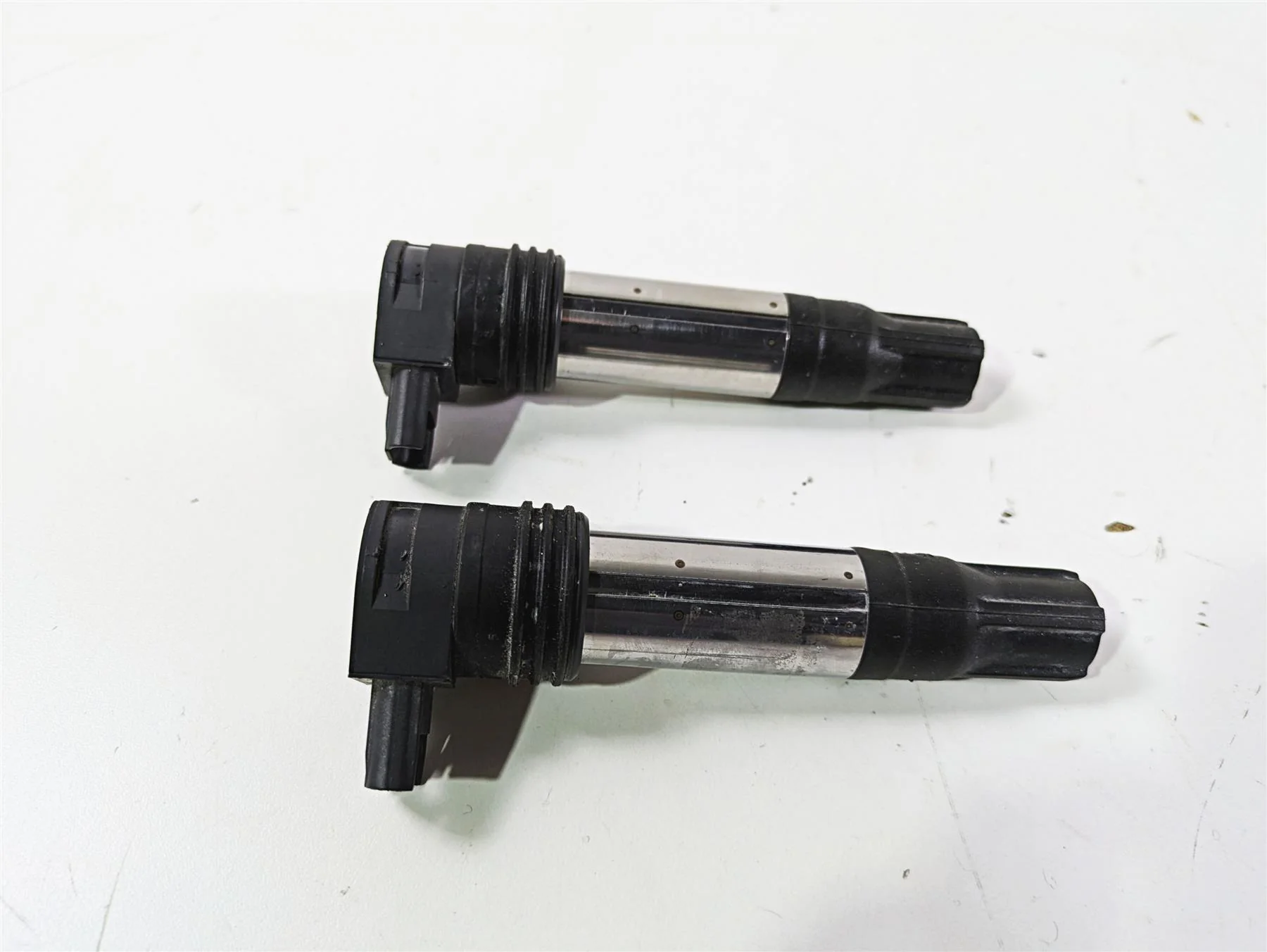 2018  BMW R1200GS GSW K50 Eldor Ignition Coils Stick Coil Set 12138526677 - Image 4
