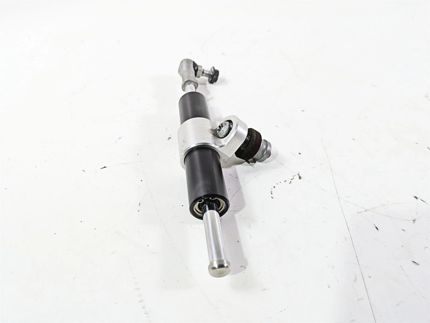 2018  BMW R1200GS GSW K50 Steering Damper & Mounts 32768549363 - Image 4