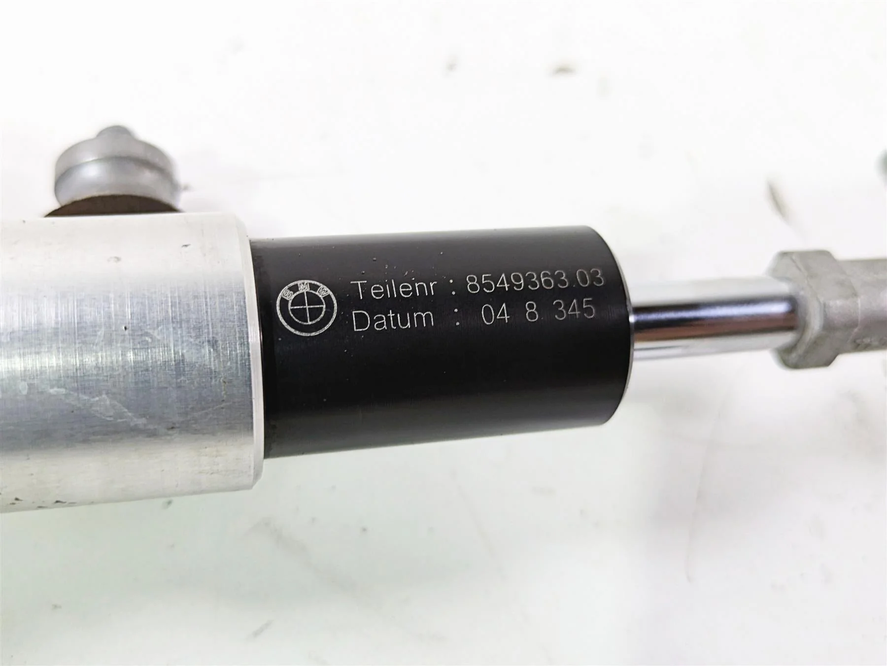 2018  BMW R1200GS GSW K50 Steering Damper & Mounts 32768549363 - Image 8