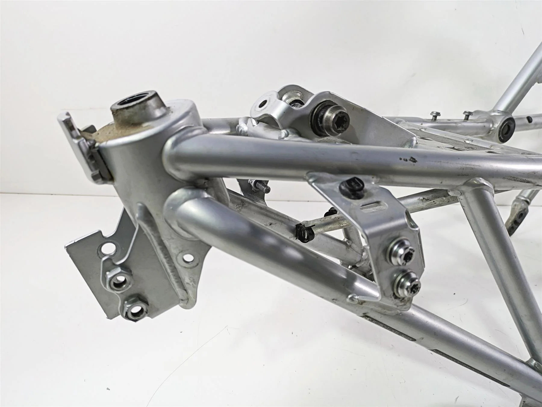 2018  BMW R1200GS GSW K50 Straight Main Frame Chassis With South Carolina Salvage Title -  46519444971 - Image 6