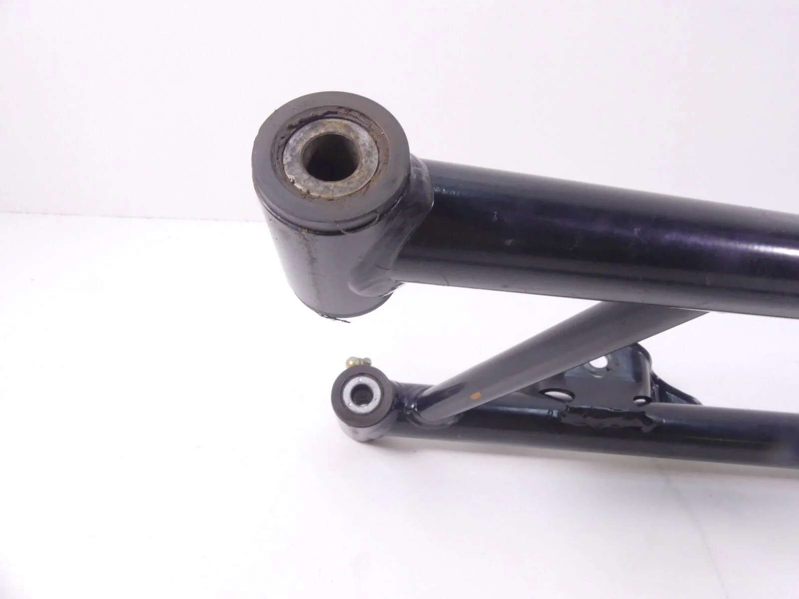 2018 Can Am Maverick X3 X DS Turbo R Front Left Control Arm Knee Assy 703501047 - Image 6