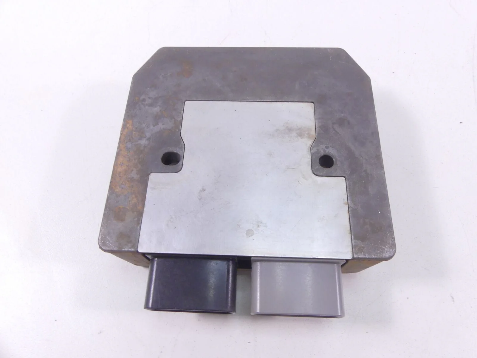2018 Can Am Maverick X3 X DS Turbo R Rectifier Voltage Regulator 710005842 - Image 5