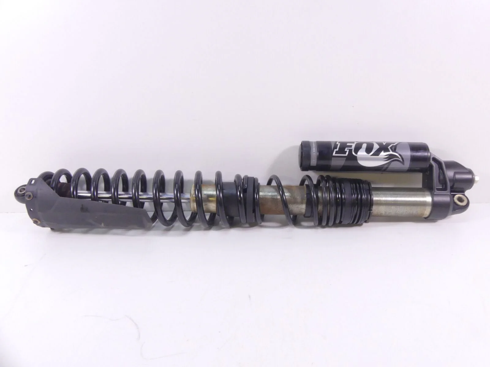 2018 Can Am Maverick X3 X DS Turbo R Straight Left Rear Fox Shock 706003061