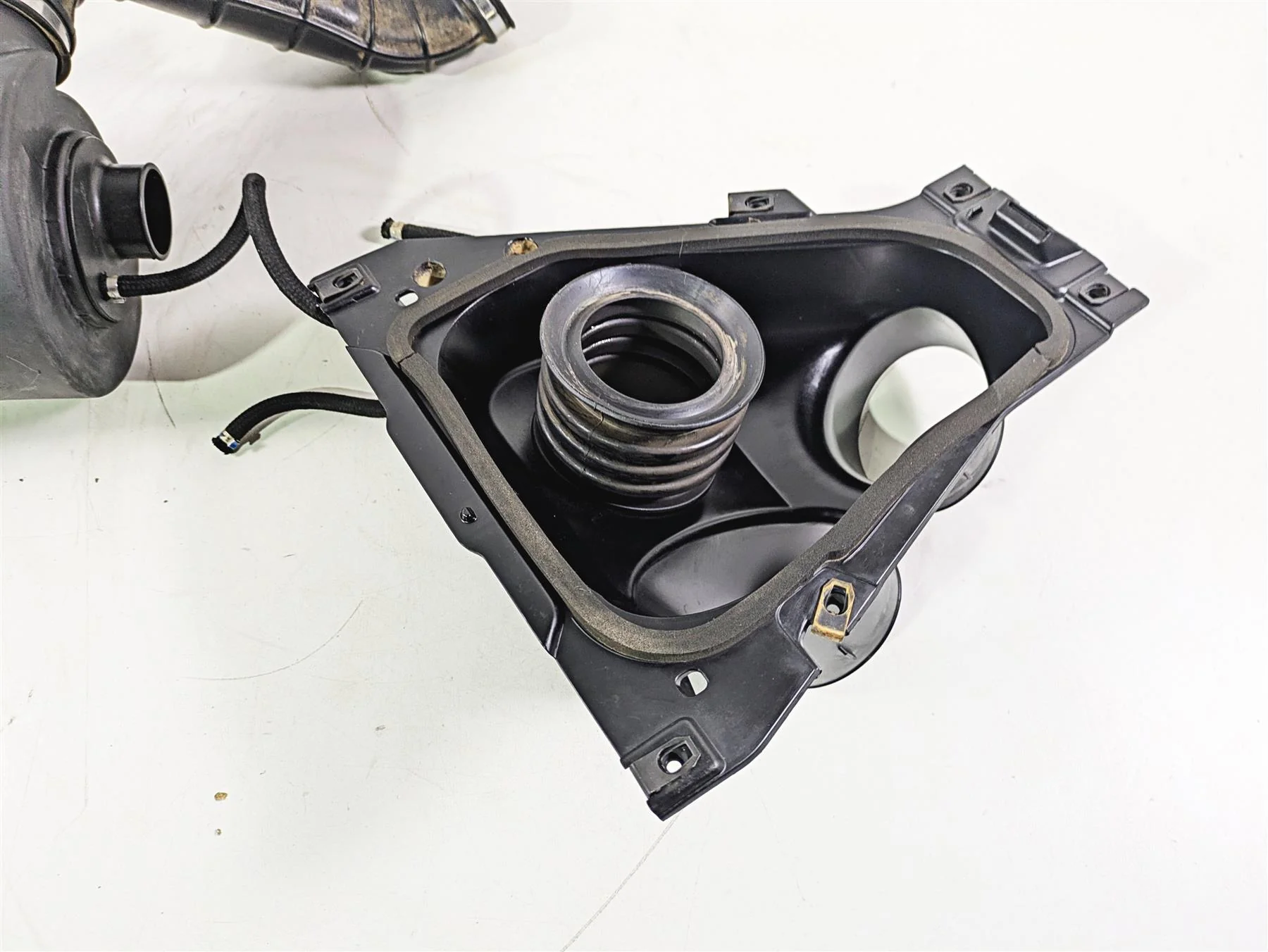2018 Can Am Maverick X3 XRC Turbo R Air Cleaner Breather Filter Set 707800780 - Image 7
