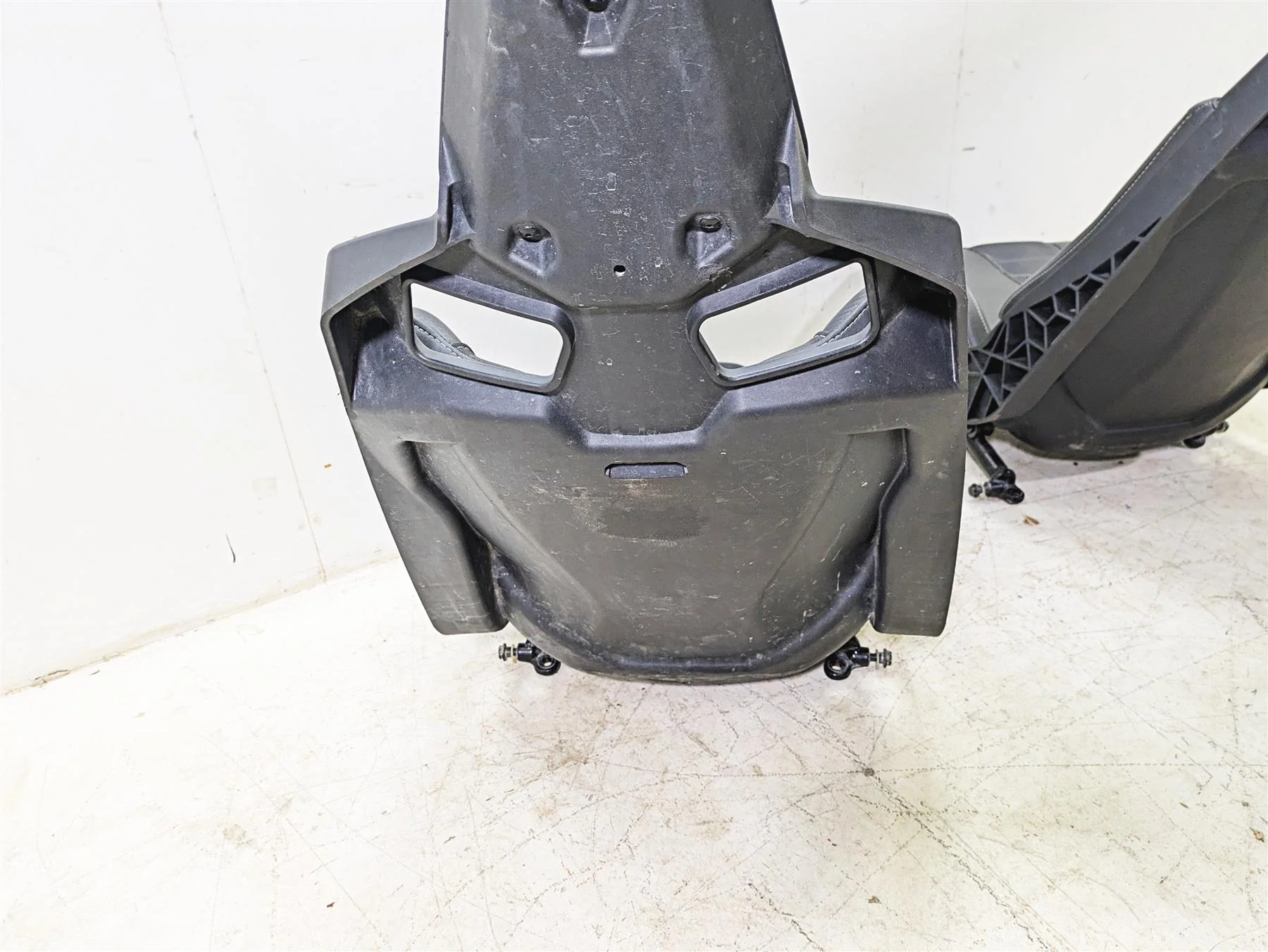 2018 Can Am Maverick X3 XRC Turbo R Driver Passenger Seat Set 708002065 - Image 7