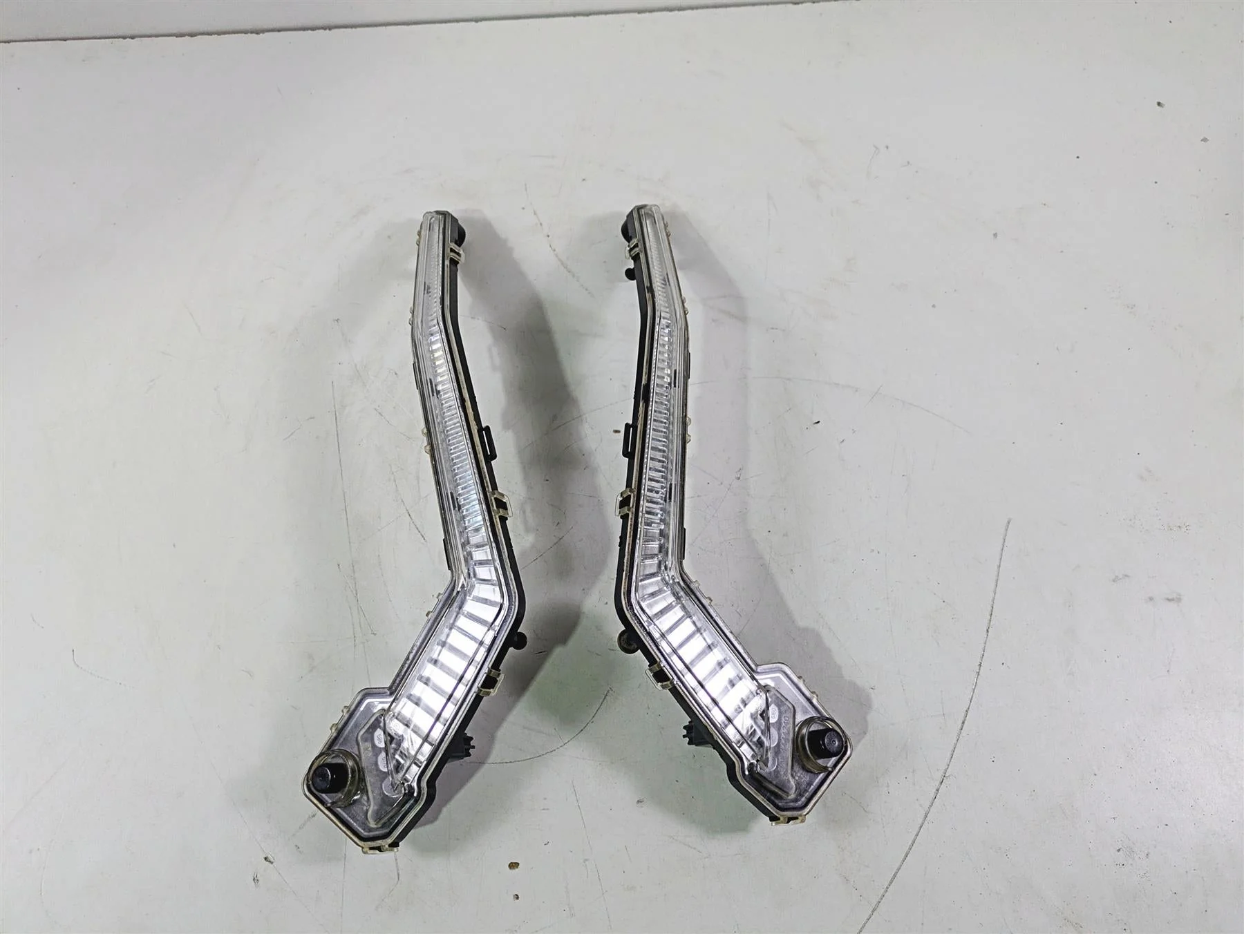 2018 Can Am Maverick X3 XRC Turbo R Front Signature Running Light Set 710004994 - Image 4