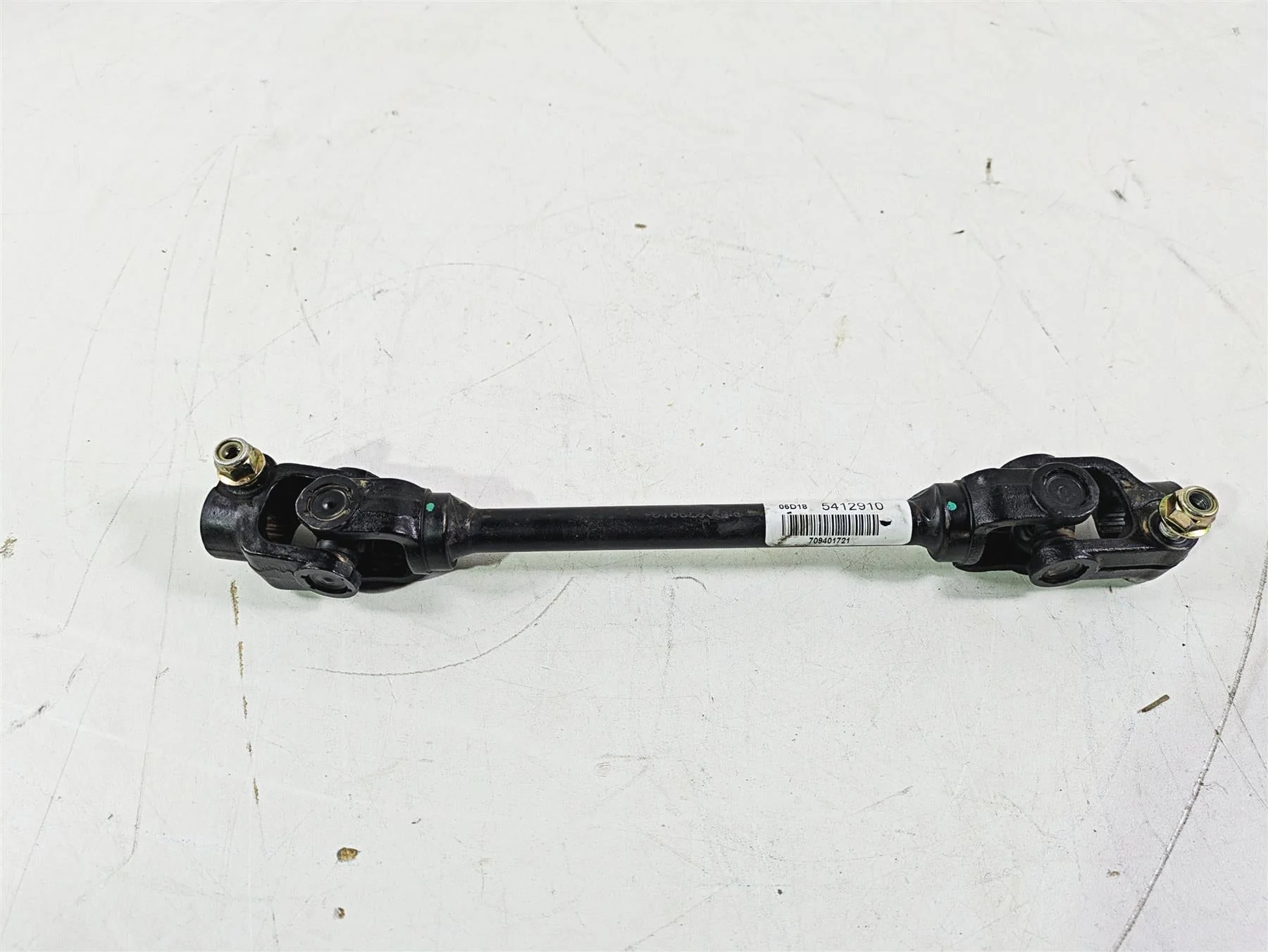 2018 Can Am Maverick X3 XRC Turbo R Lower Steering Shaft Rod 709401721 - Image 2