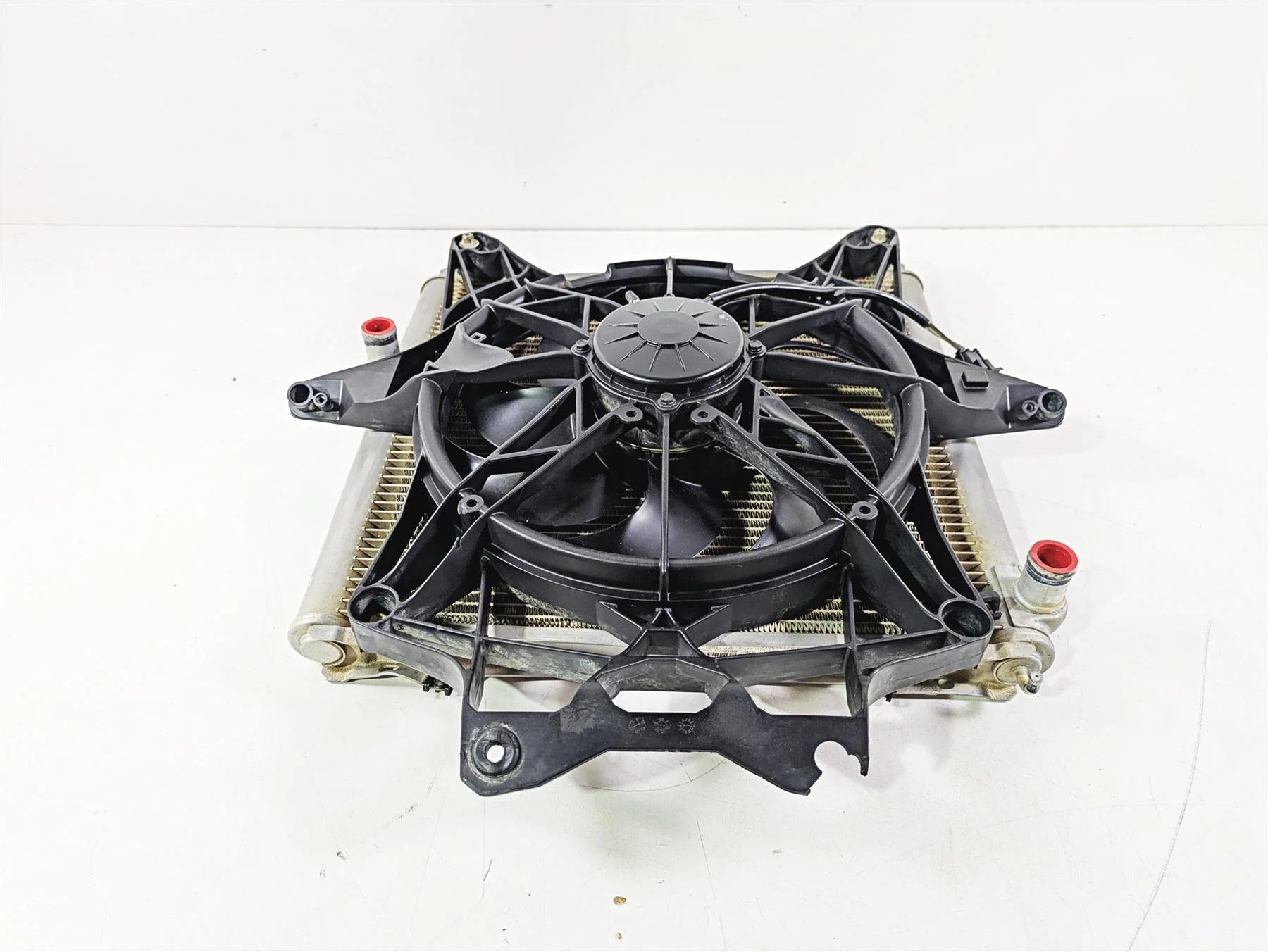 2018 Can Am Maverick X3 XRC Turbo R Radiator & Fan Set Dents- No Leaks 709200703 - Image 3