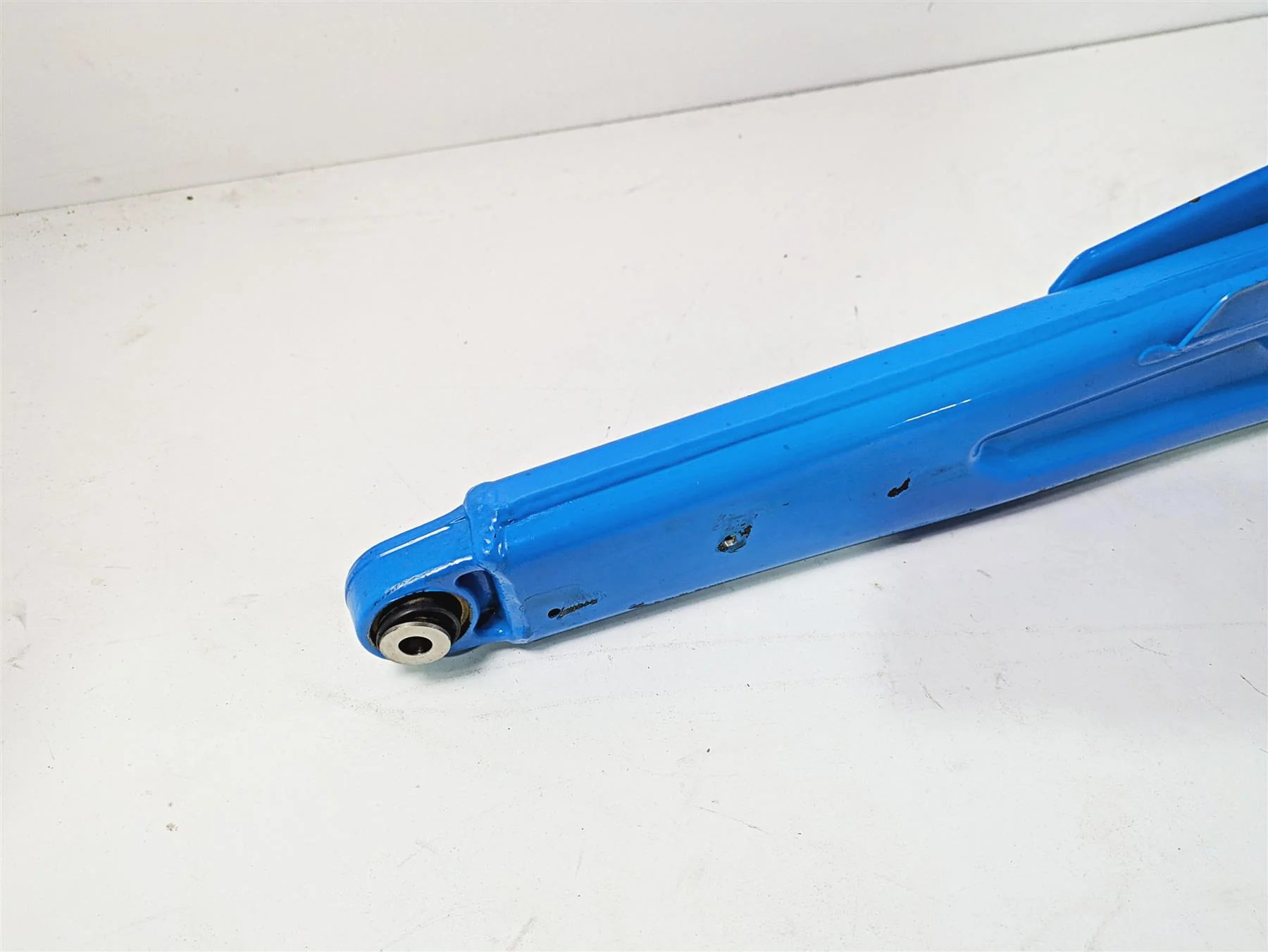 2018 Can Am Maverick X3 XRC Turbo R Rear Right Trailing Arm 72" Blue 706002956 - Image 6