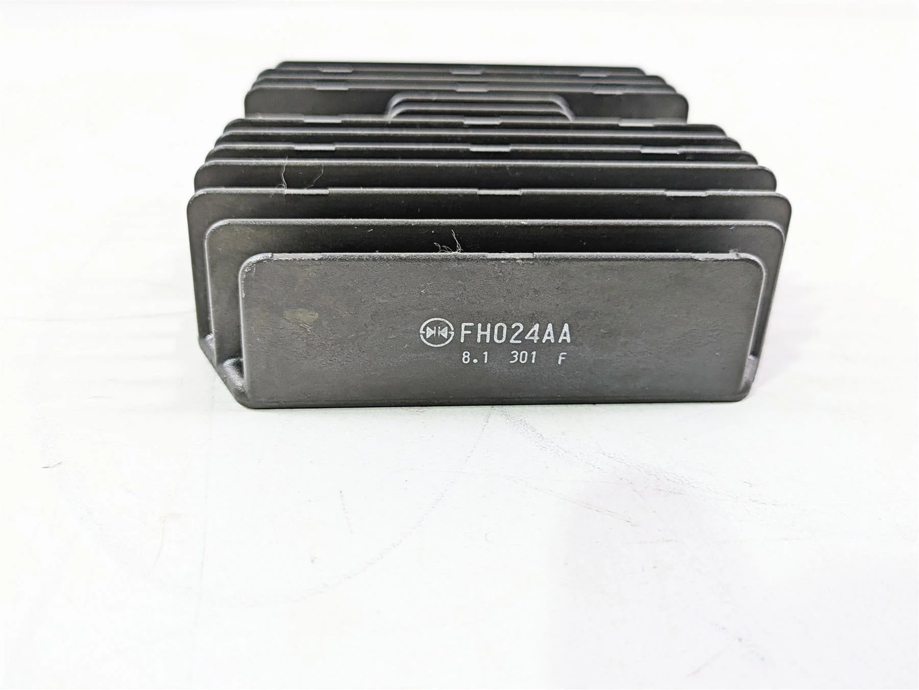 2018 Can Am Maverick X3 XRC Turbo R Rectifier Voltage Regulator 710005568 - Image 6