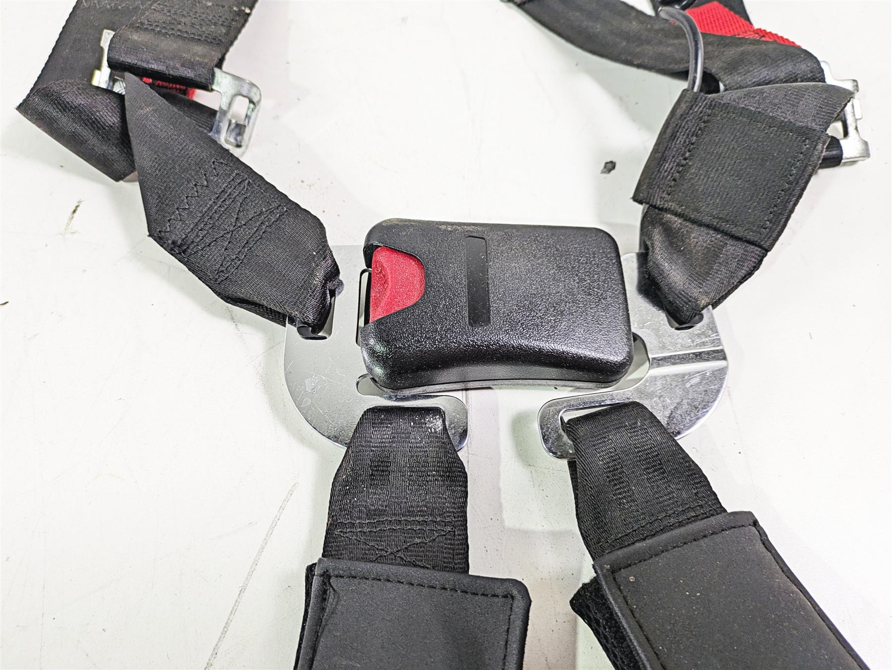 2018 Can Am Maverick X3 XRC Turbo R Seat Belt Buckle Set Multipoint 708002917 - Image 7