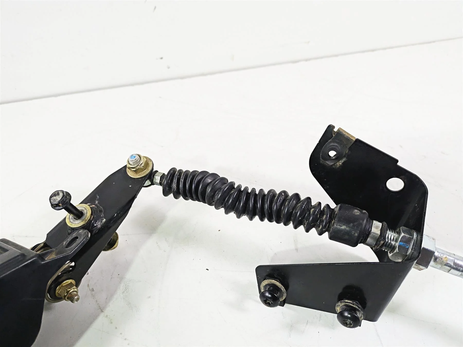 2018 Can Am Maverick X3 XRC Turbo R Shifter Gear Selector & Cable 707001809 - Image 2