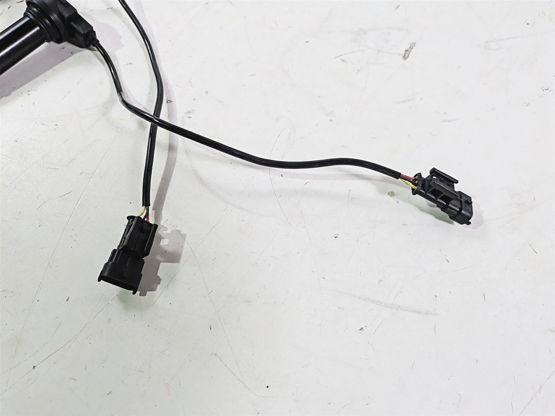 2018 Ducati Hypermotard 939 SP Beru Ignition Coil Set 38010145B - Image 11