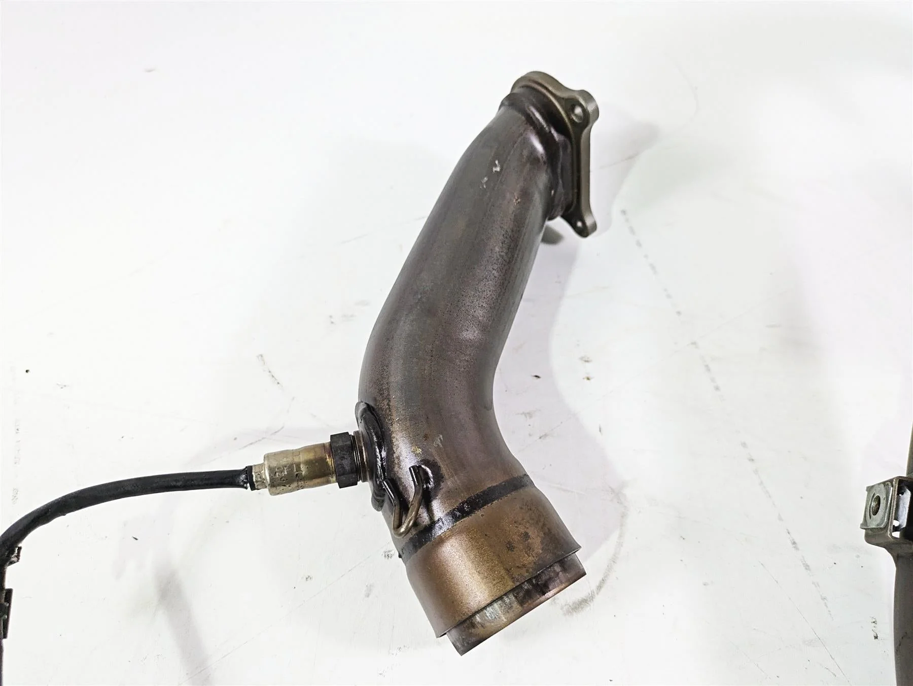 2018 Ducati Hypermotard 939 SP Exhaust Header & Servo Motor 57013292B 59340393A - Image 5