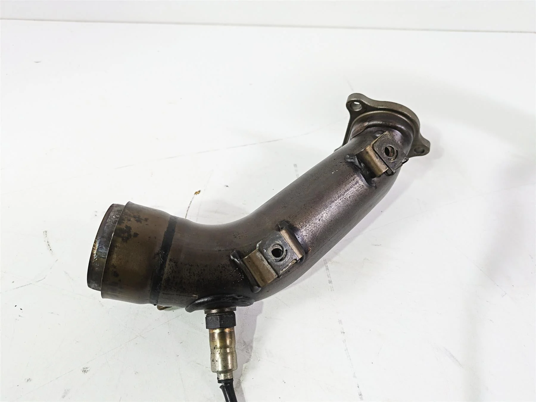 2018 Ducati Hypermotard 939 SP Exhaust Header & Servo Motor 57013292B 59340393A - Image 8
