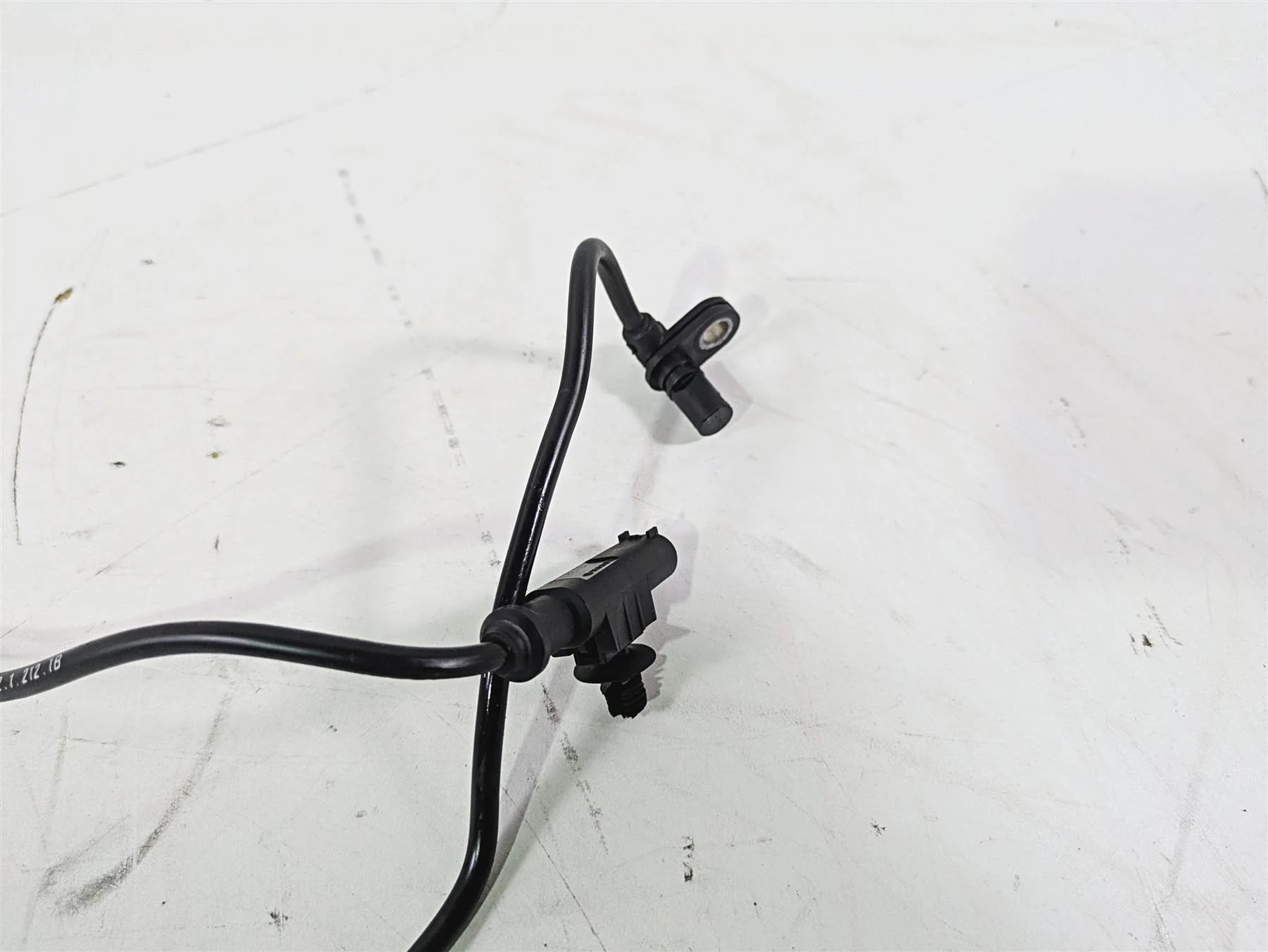 2018 Ducati Hypermotard 939 SP Front Abs Brake Speed Sensor 55212121B - Image 3