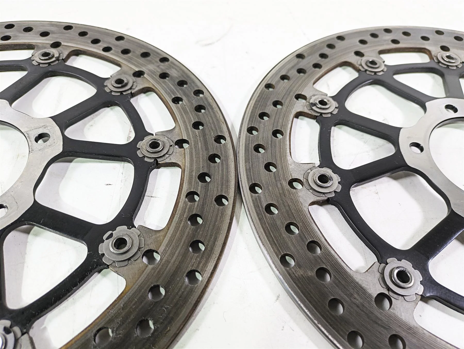 2018 Ducati Hypermotard 939 SP Front Brake Disc Rotor Set 49241011A - Image 7