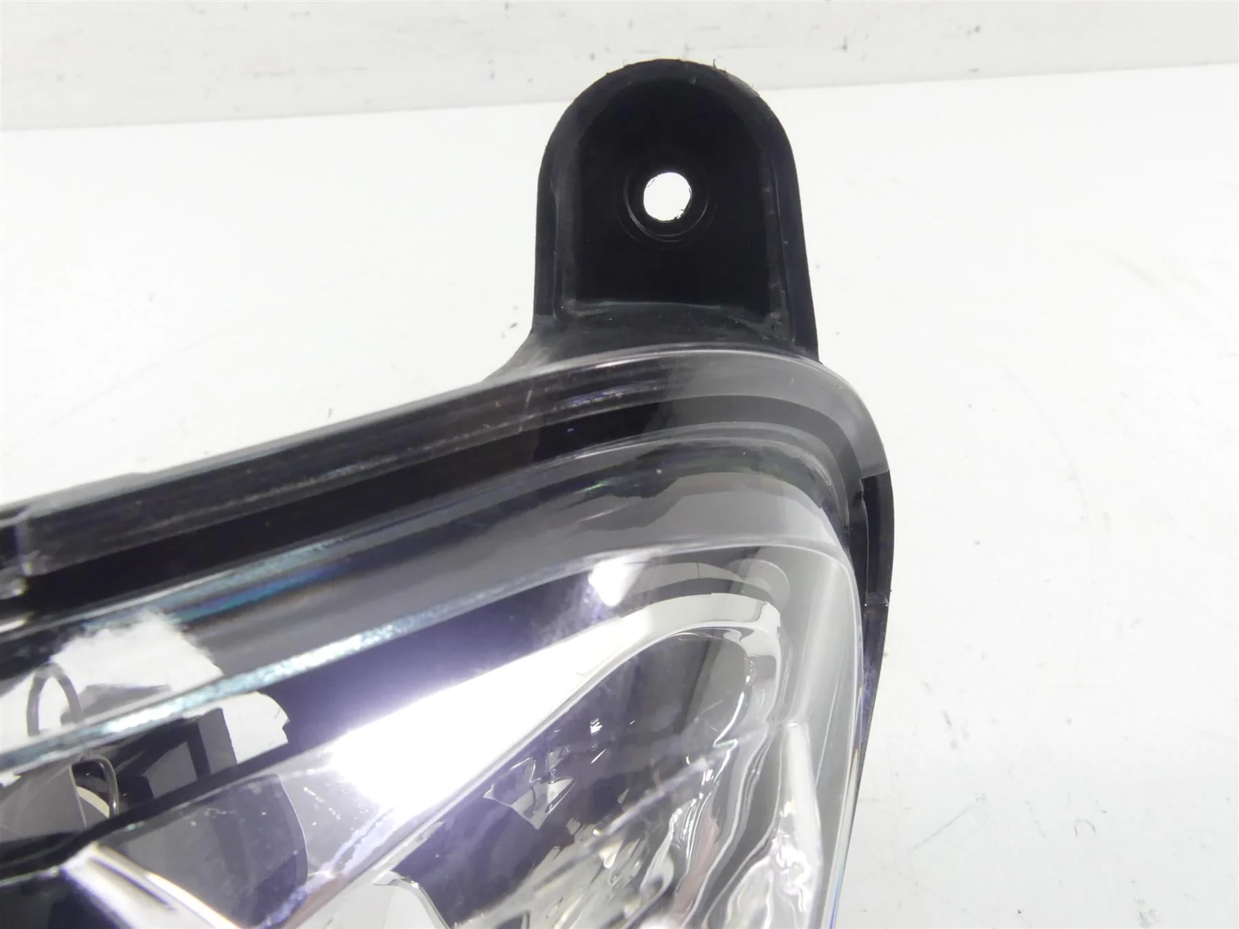 2018 Ducati Hypermotard 939 SP Headlight Head Light Lamp Lens Led Bulb 52010243A - Image 7