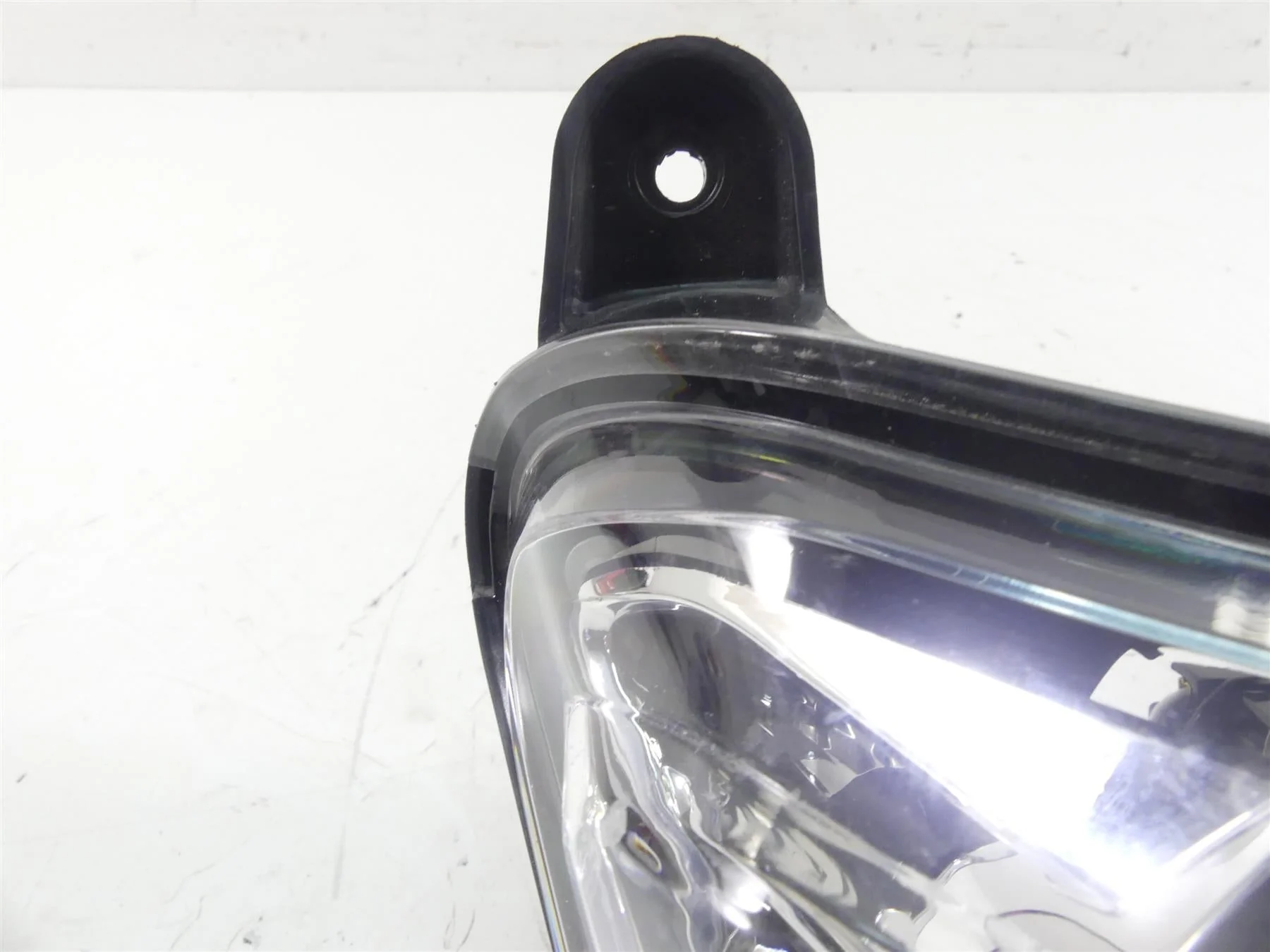2018 Ducati Hypermotard 939 SP Headlight Head Light Lamp Lens Led Bulb 52010243A - Image 8