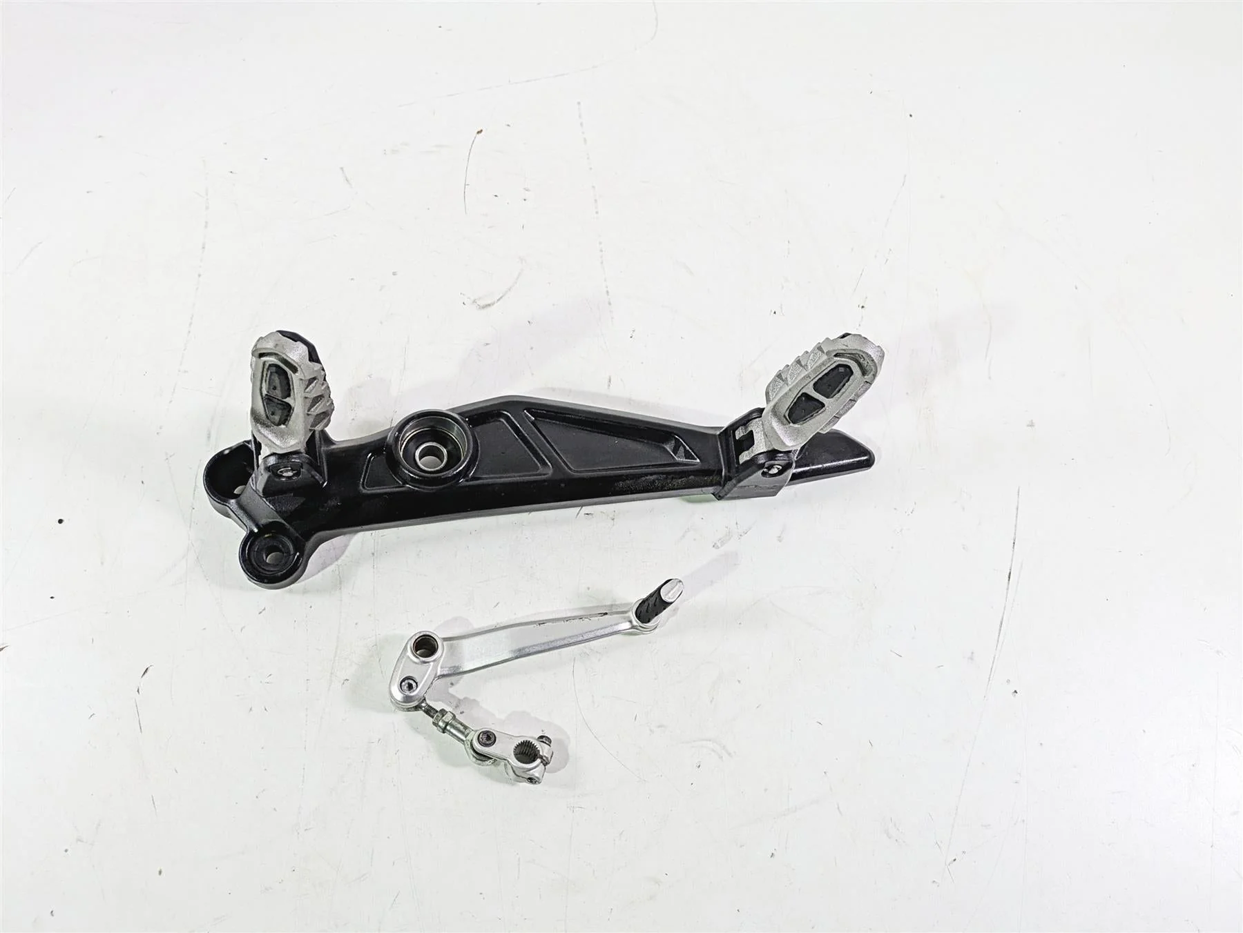 2018 Ducati Hypermotard 939 SP Left Foot Pegs & Mount & Shifter 82412111AA - Image 4