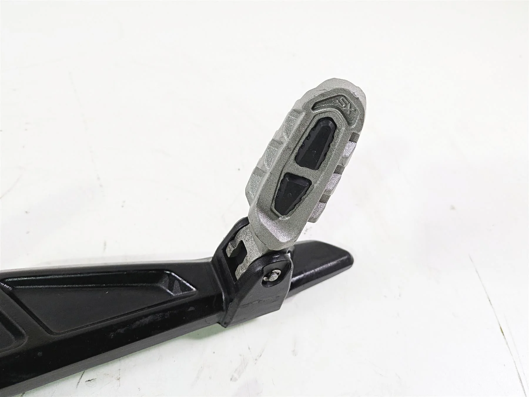 2018 Ducati Hypermotard 939 SP Left Foot Pegs & Mount & Shifter 82412111AA - Image 7