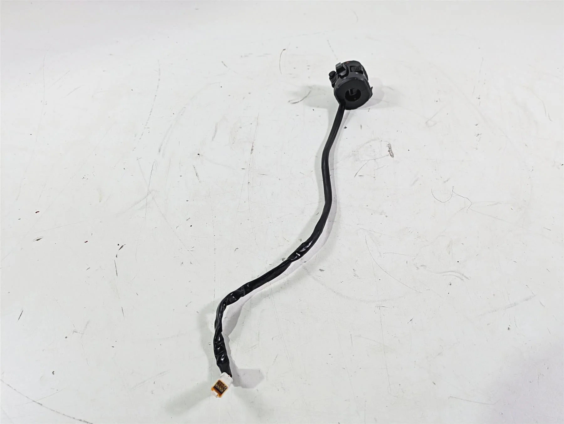 2018 Ducati Hypermotard 939 SP Left Hand Light Control Switch 65110142A - Image 2