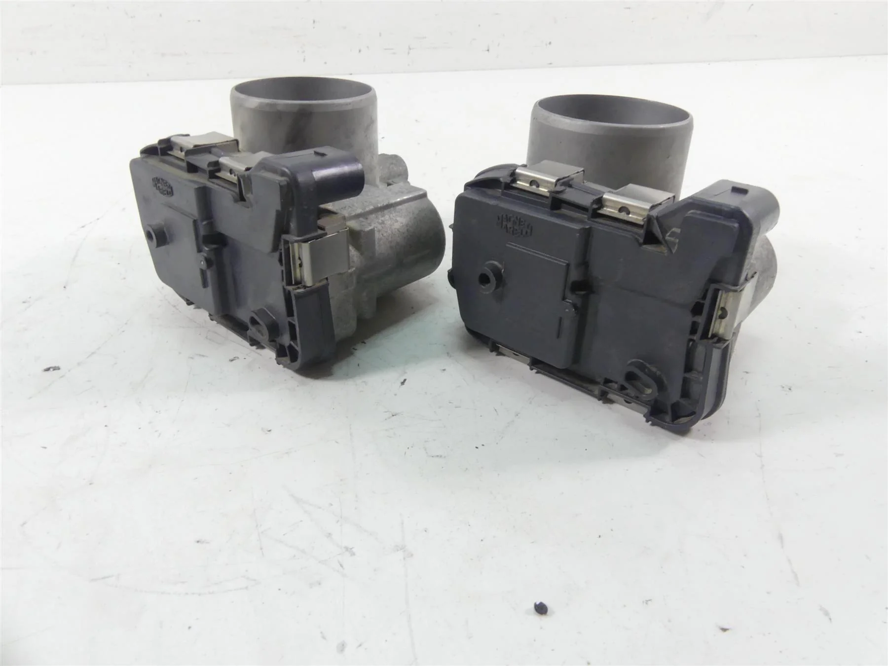 2018 Ducati Hypermotard 939 SP Magneti Marelli Throttle Body Bodies 28240904A - Image 5