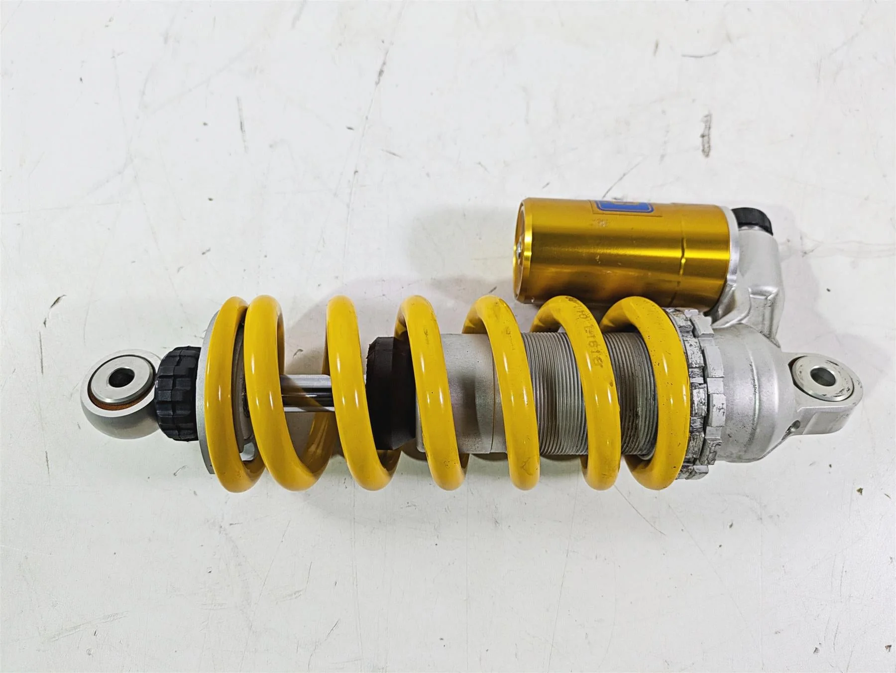 2018 Ducati Hypermotard 939 SP Ohlins Rear Shock Damper 36521131A - Image 3
