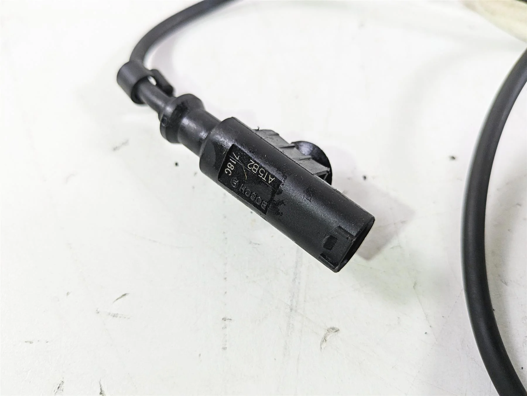 2018 Ducati Hypermotard 939 SP Rear Abs Brake Speed Sensor 55212121B - Image 6