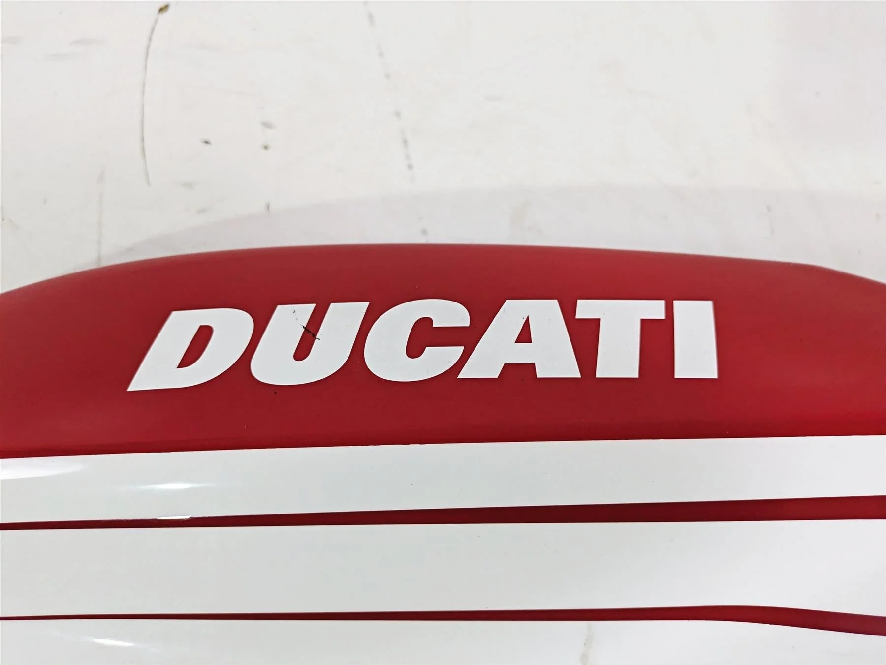 2018 Ducati Hypermotard 939 SP Right Tank Fairing Cover READ 480P5692CK - Image 5