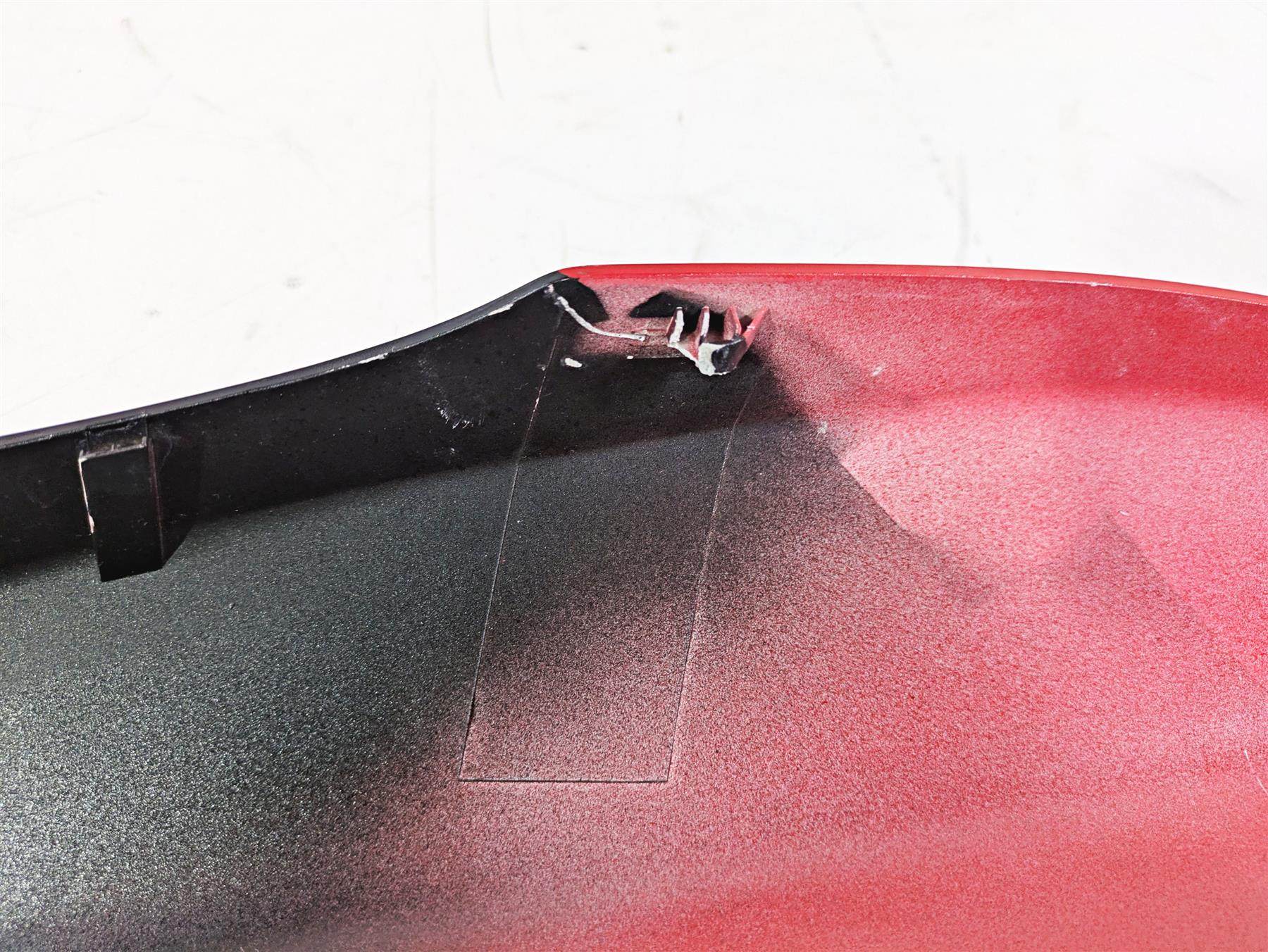 2018 Ducati Hypermotard 939 SP Right Tank Fairing Cover READ 480P5692CK - Image 7