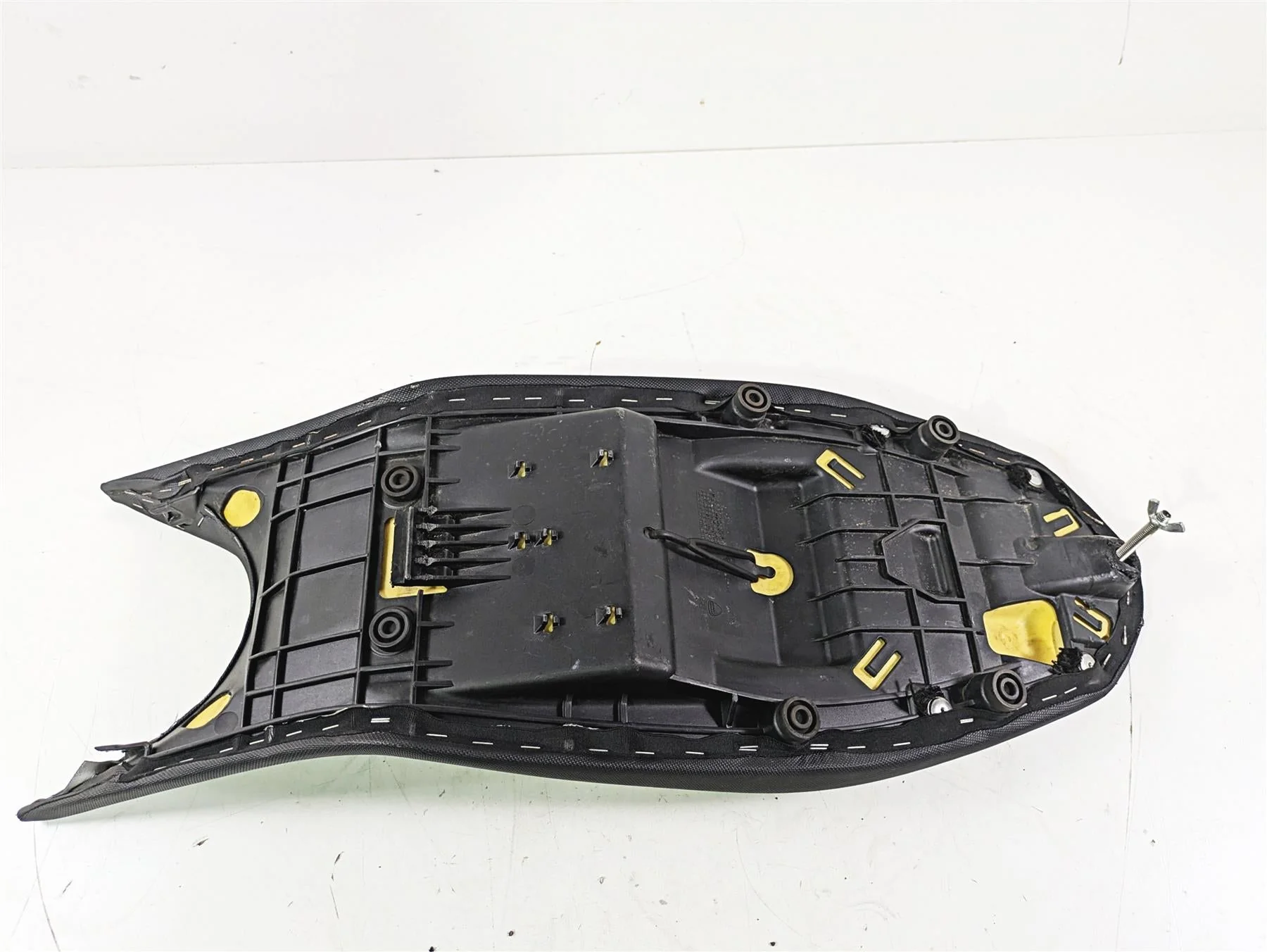 2018 Ducati Hypermotard 939 SP Seat Saddle READ 59610741C - Image 8