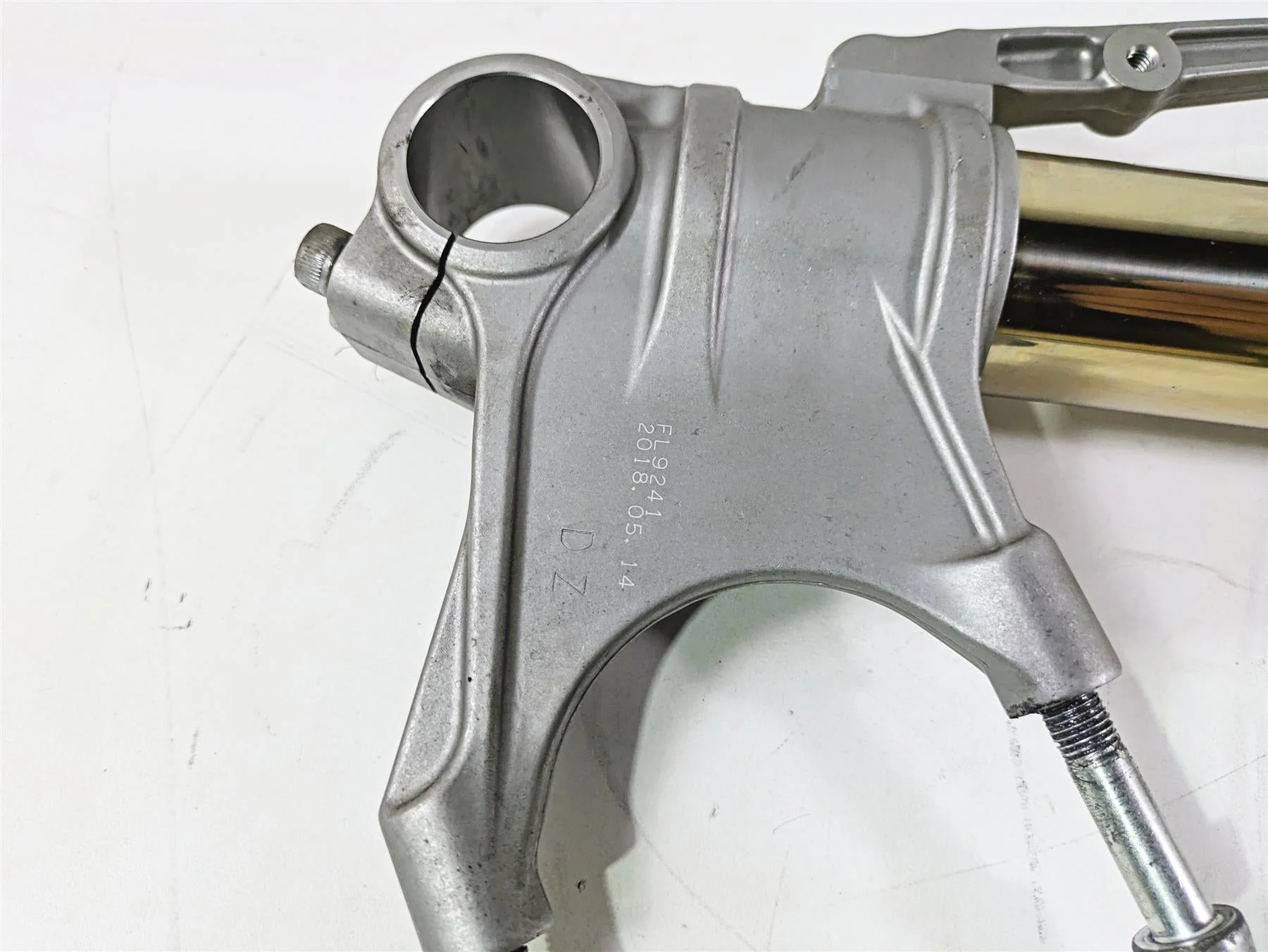 2018 Ducati Hypermotard 939 SP Straight Ohlins Front Fork Leg Set 34420751A - Image 4