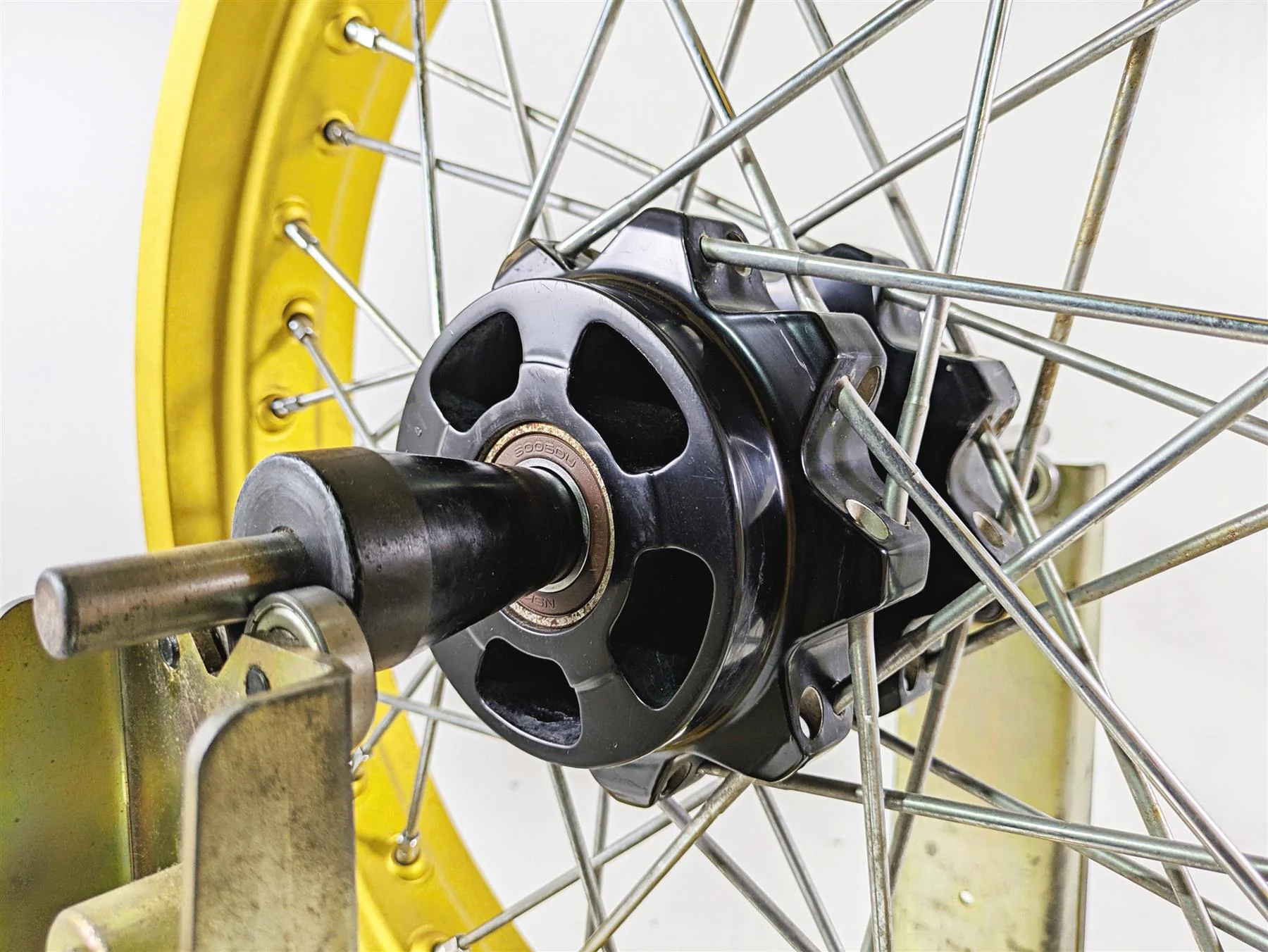 2018 Ducati Scrambler Desert Sled 800 19x3 Front Wheel Rim - Read 50122481AA - Image 5