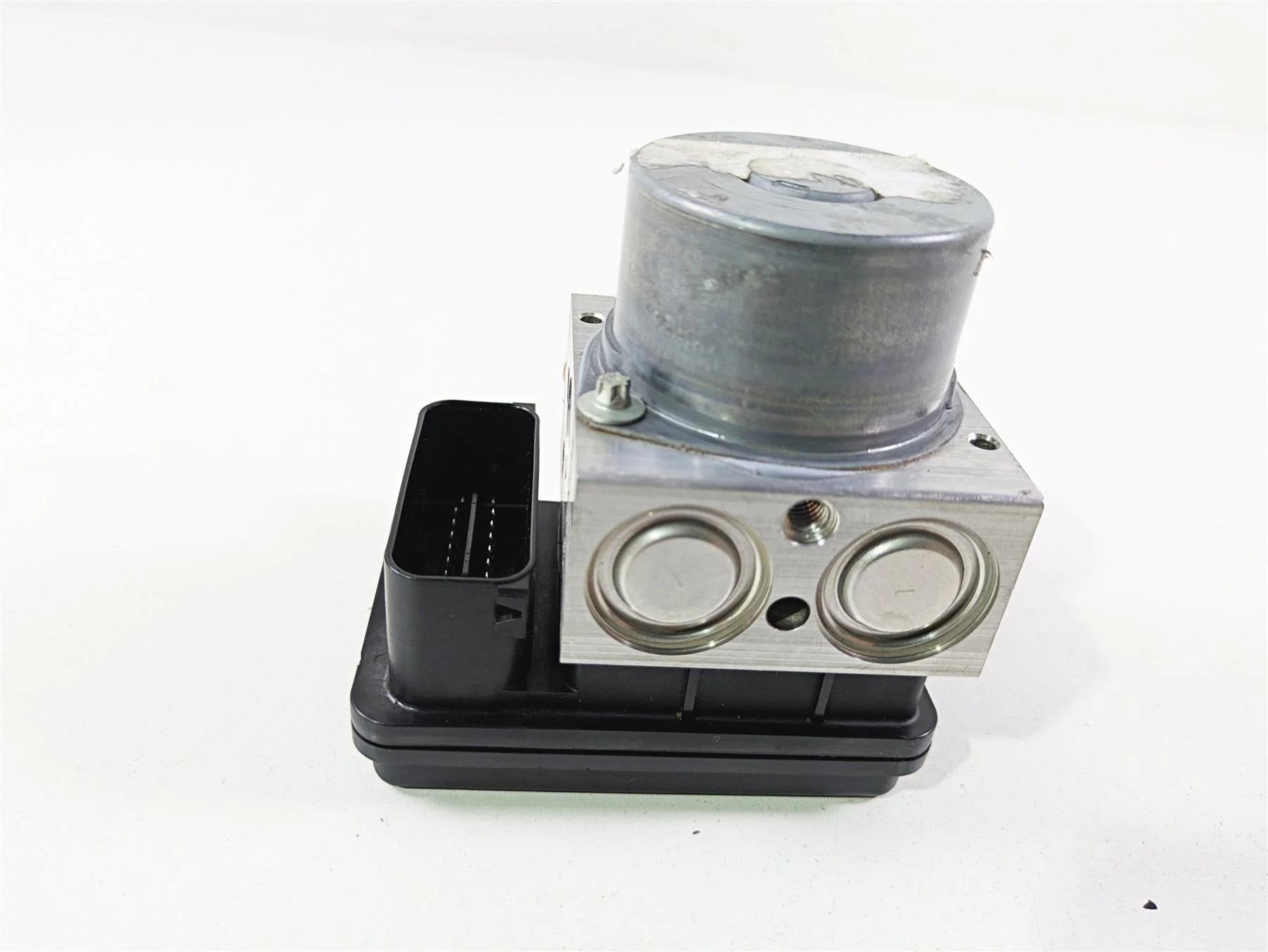 2018 Ducati Scrambler Desert Sled 800 Abs Brake Pump Control Module 54240521F - Image 3