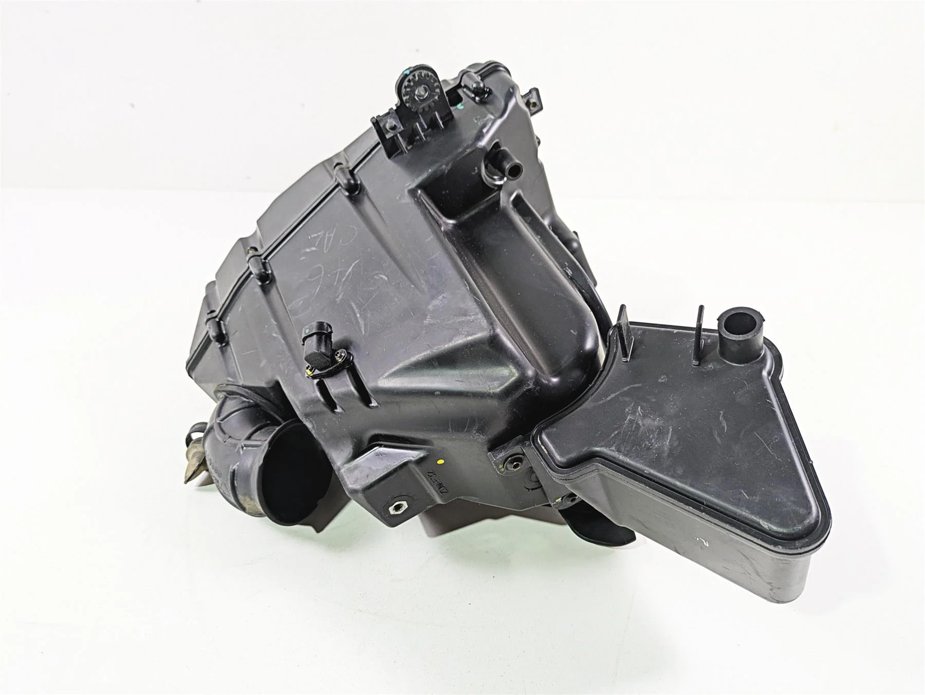 2018 Ducati Scrambler Desert Sled 800 Air Box Cleaner Breather Filter 44213103A - Image 2