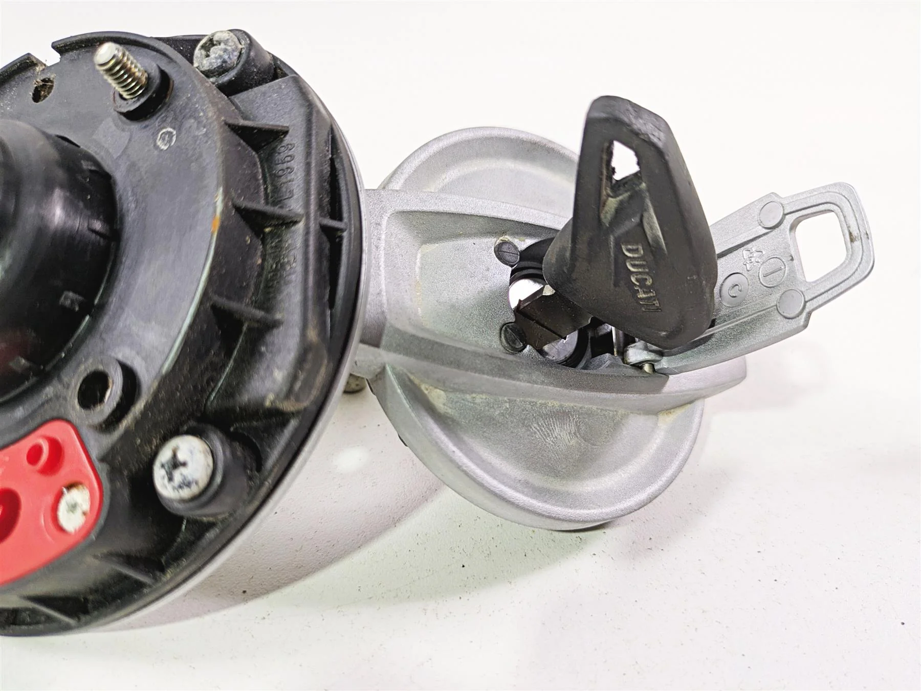 2018 Ducati Scrambler Desert Sled 800 Cdi Module Ignition Switch Read 28641852A - Image 7