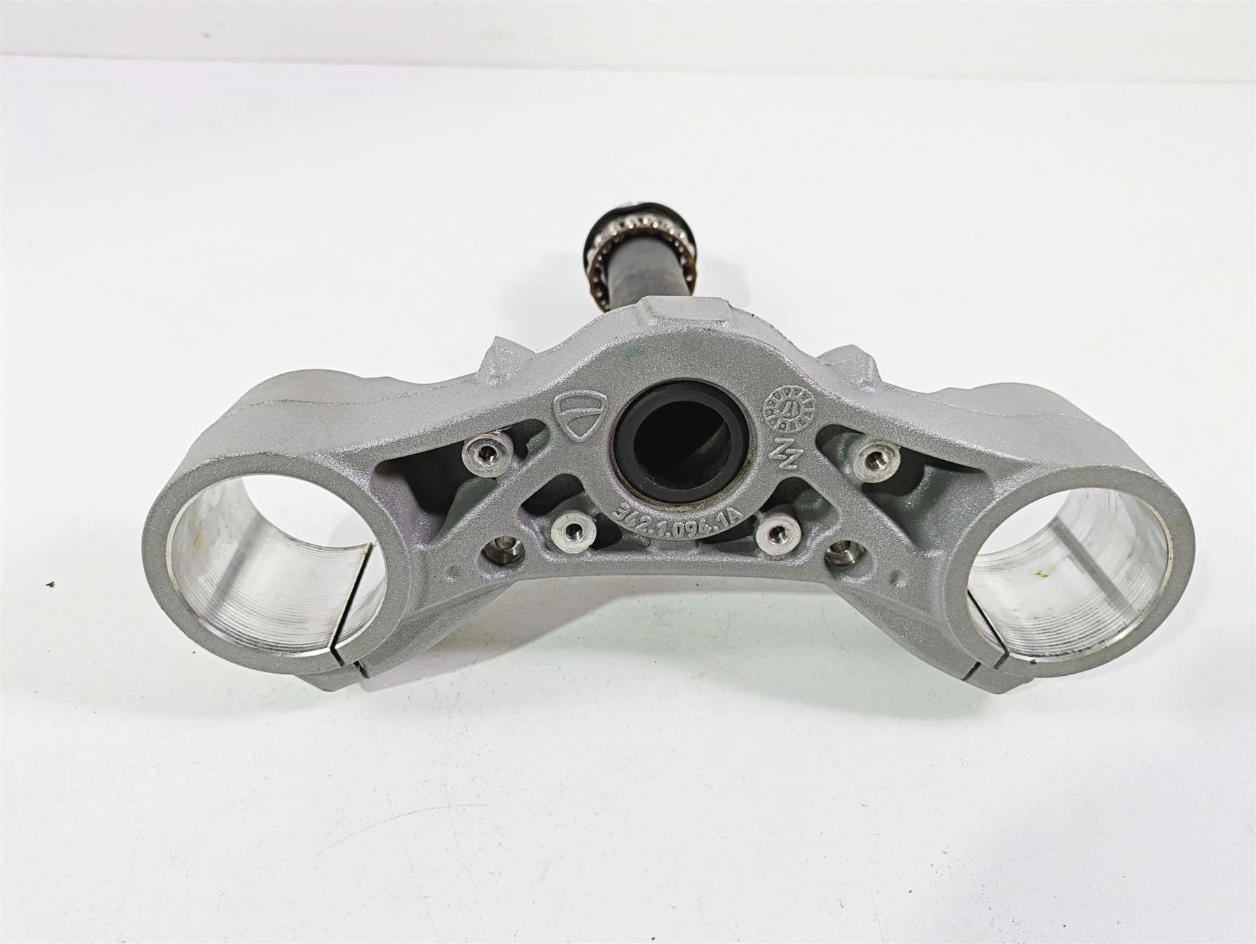 2018 Ducati Scrambler Desert Sled 800 Lower Triple Tree Clamp 34220941AA - Image 5