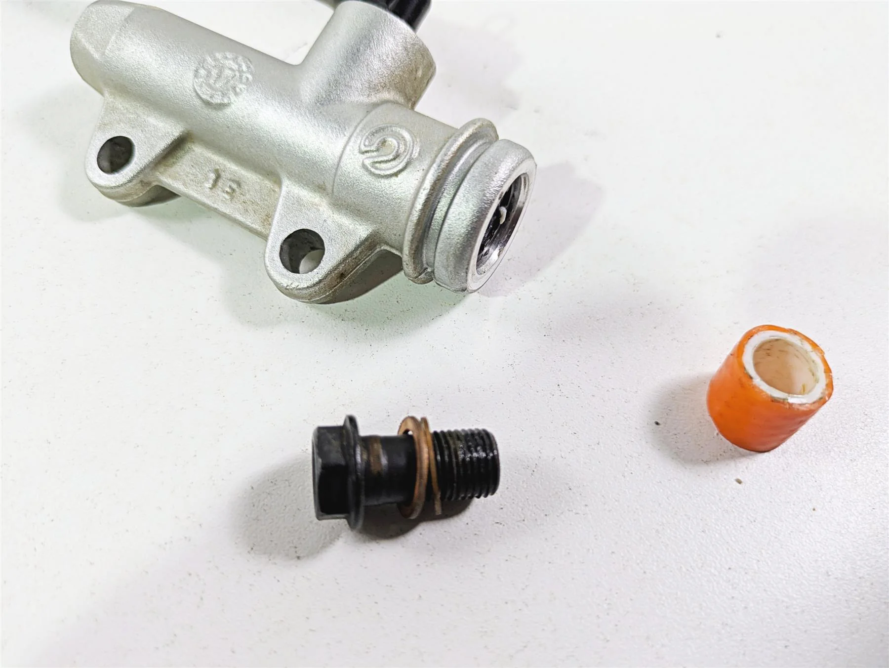 2018 Ducati Scrambler Desert Sled 800 Rear Brake Master Cylinder 62540191A - Image 10