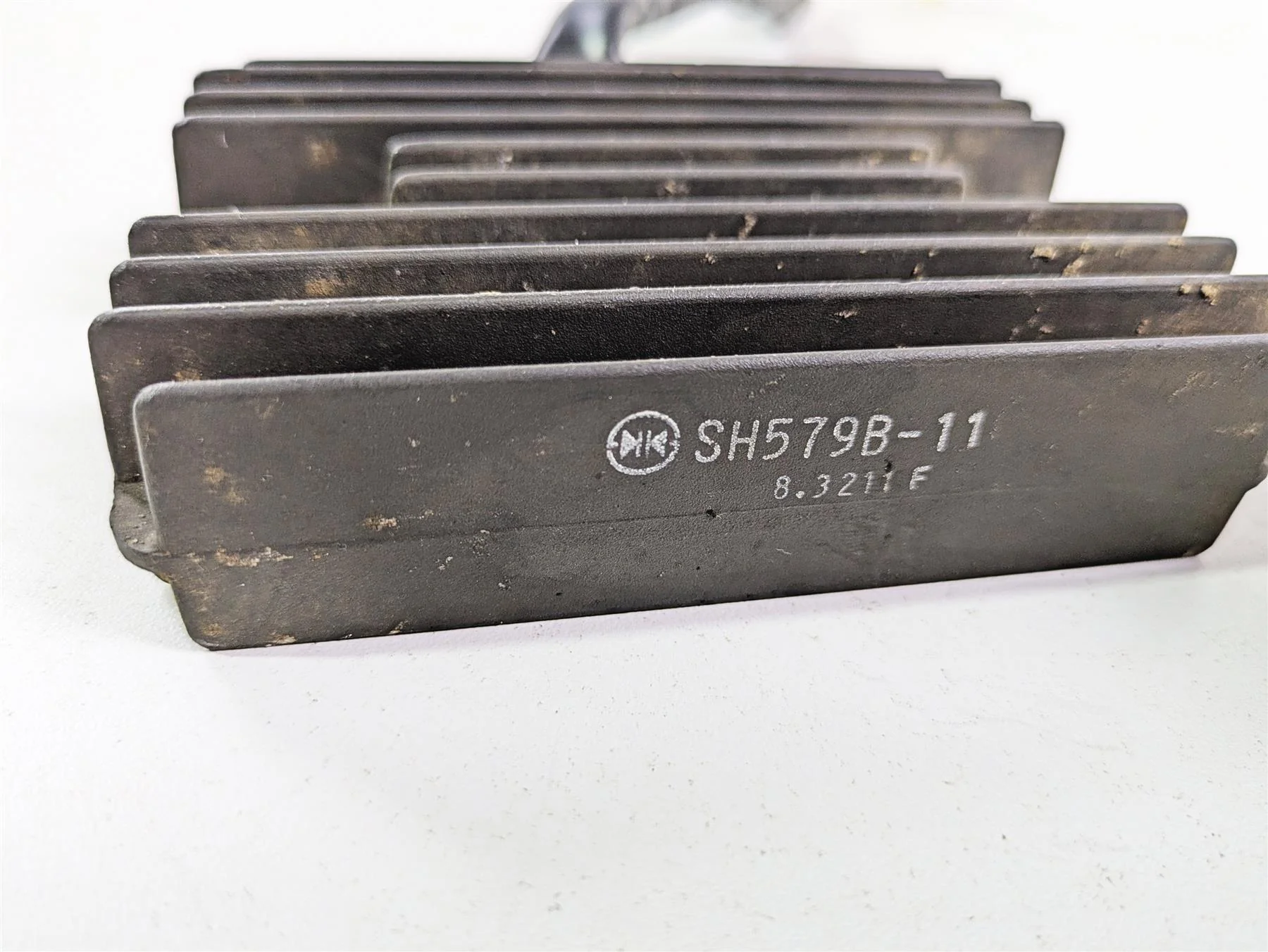 2018 Ducati Scrambler Desert Sled 800 Rectifier Voltage Regulator Read 54040111C - Image 2
