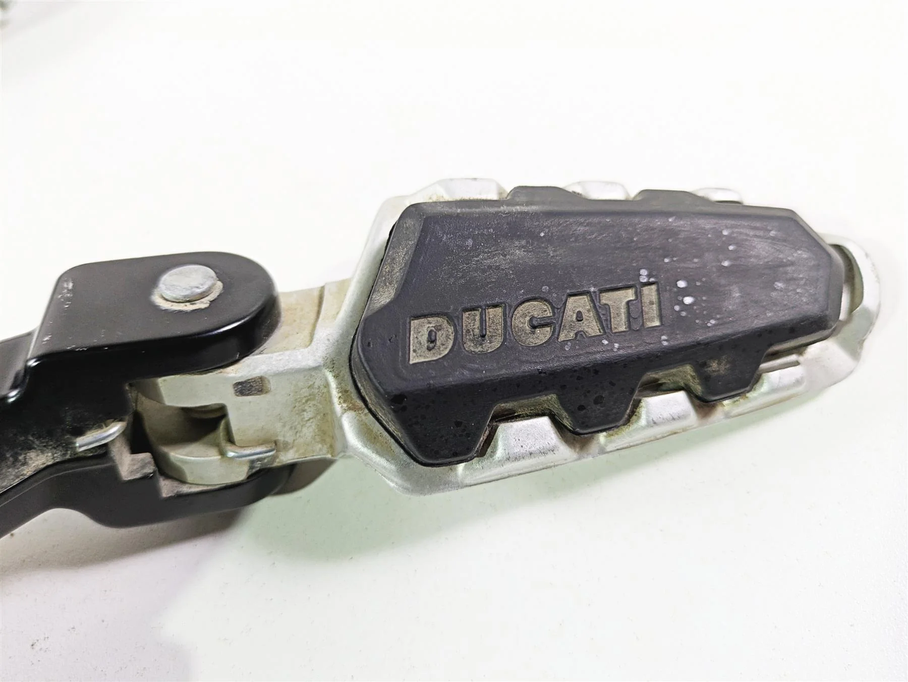 2018 Ducati Scrambler Desert Sled 800 Right Footpeg & Brake Pedal 82413311BA - Image 6