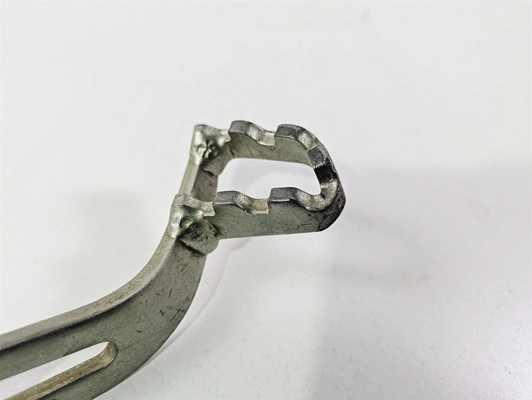 2018 Ducati Scrambler Desert Sled 800 Right Footpeg & Brake Pedal 82413311BA - Image 8