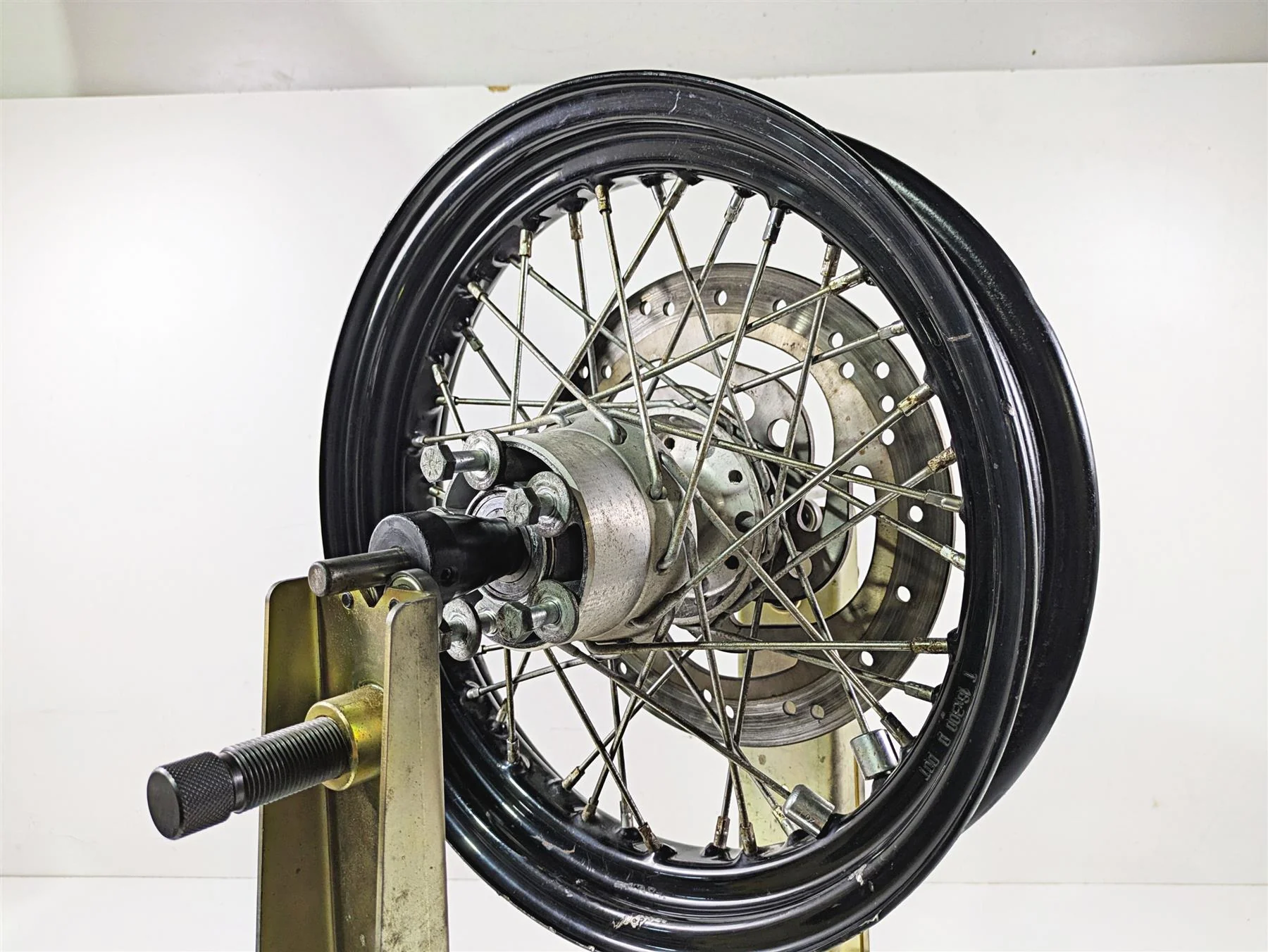 2018 Harley FLHCS Softail Heritage 115th 16x3 Rear Wheel Rim -Read 40900488 - Image 4