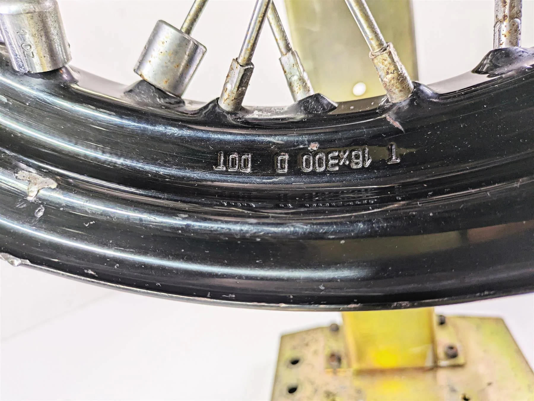 2018 Harley FLHCS Softail Heritage 115th 16x3 Rear Wheel Rim -Read 40900488 - Image 7