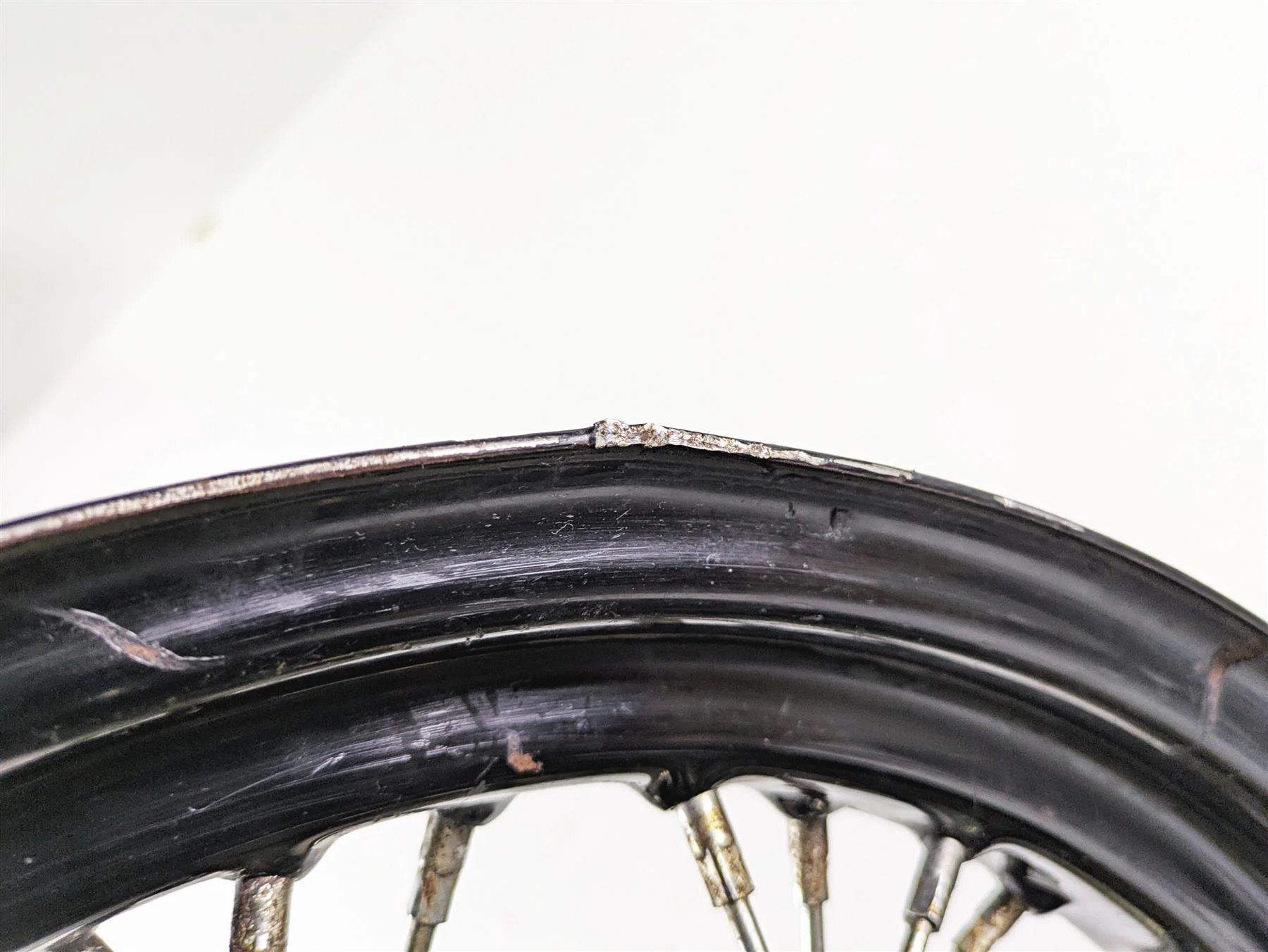 2018 Harley FLHCS Softail Heritage 115th 16x3 Rear Wheel Rim -Read 40900488 - Image 9