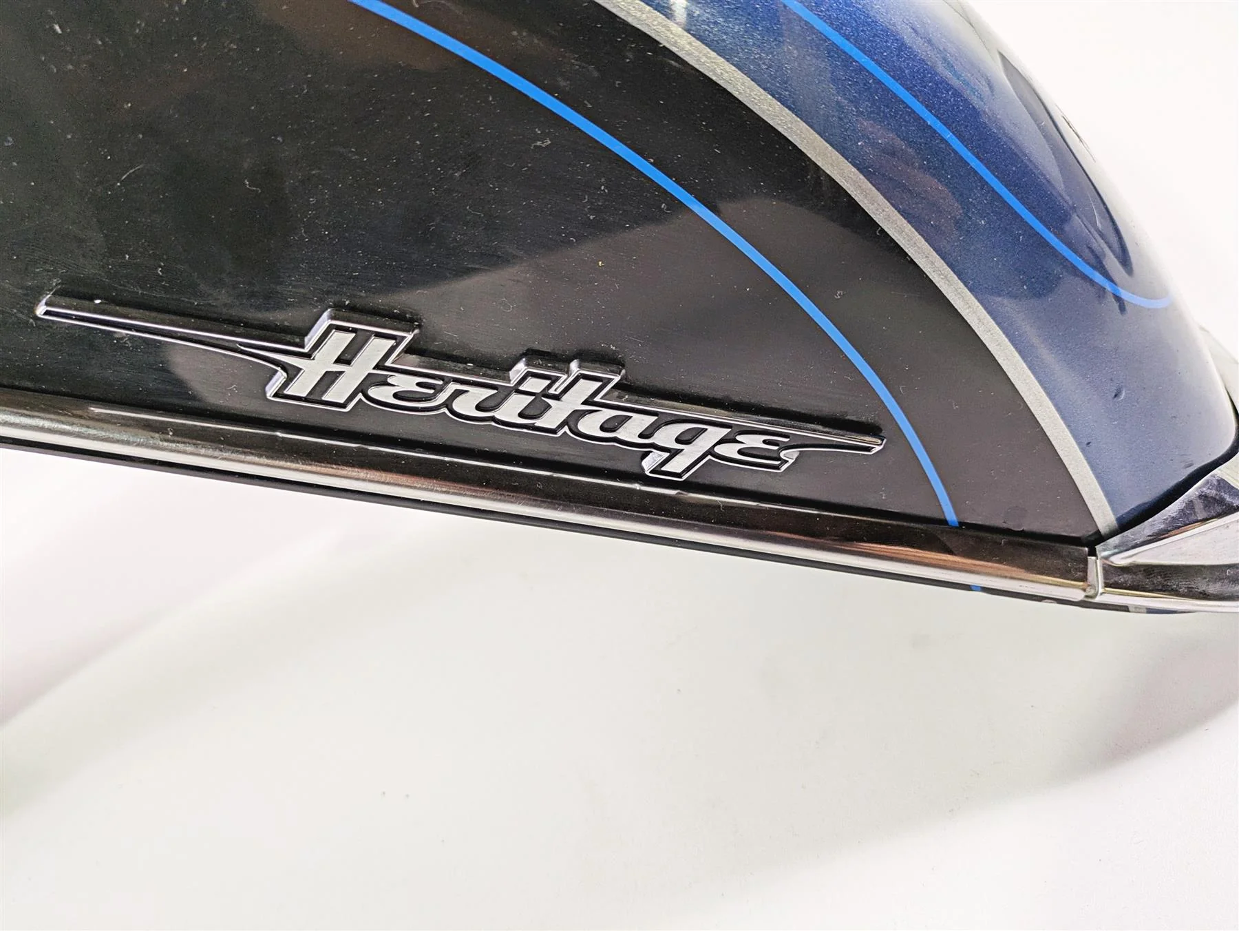 2018 Harley FLHCS Softail Heritage 115th Front Fender 2-T Legend Blue 58900203 - Image 10