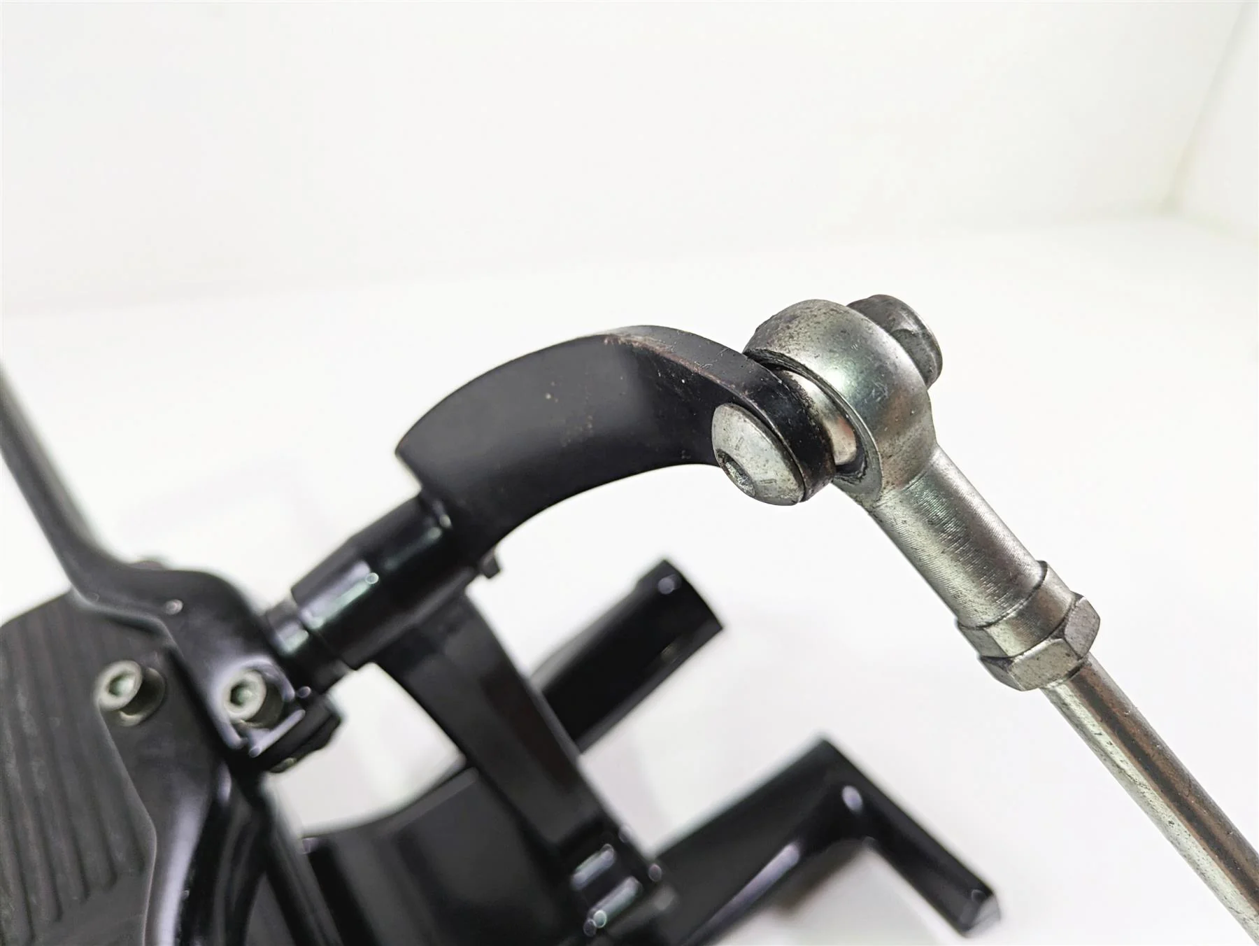 2018 Harley FLHCS Softail Heritage 115th Left Floorboard & Shift Lever 50501087 - Image 6